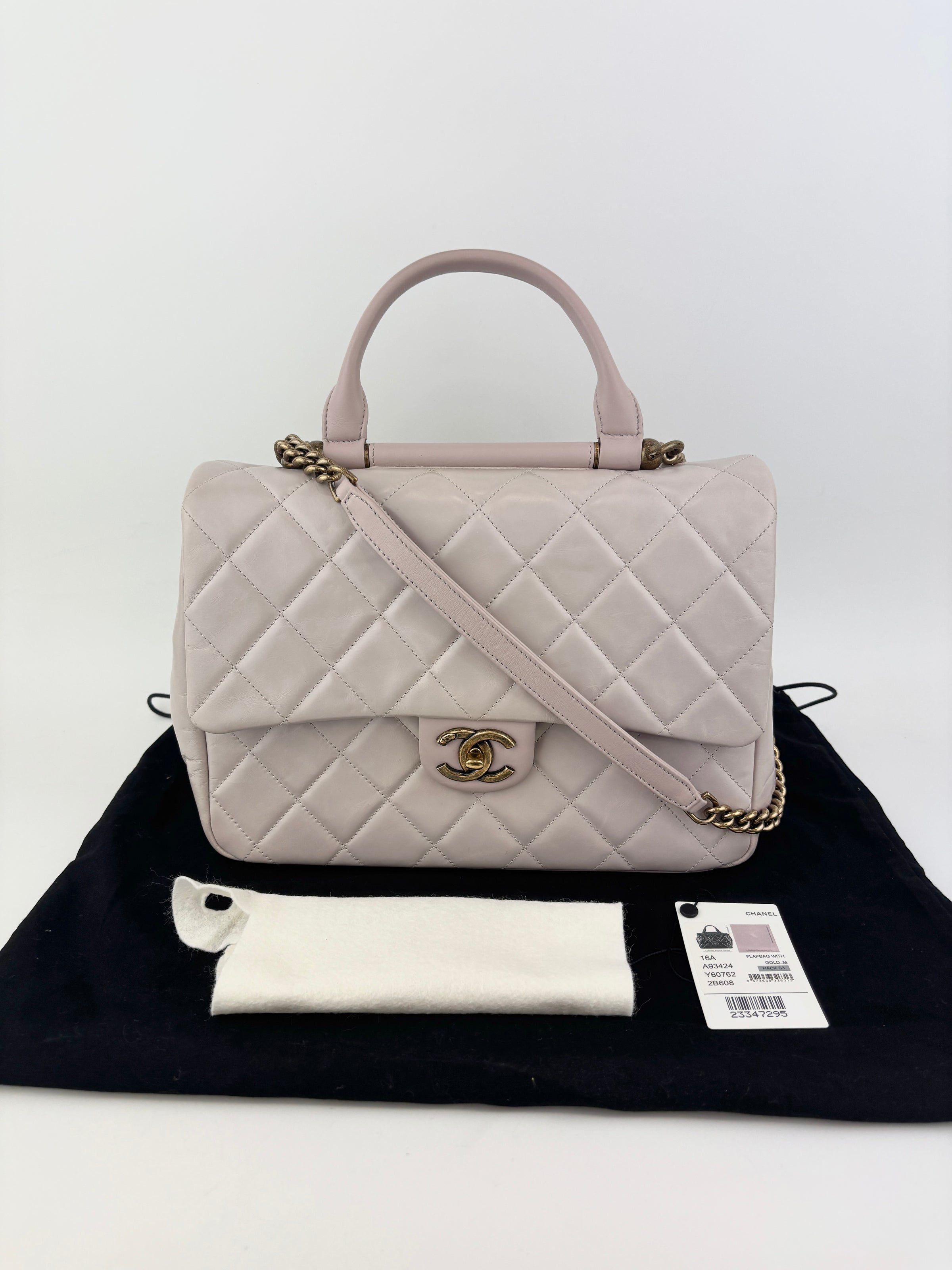 A93424 Castle Rock Quilted Glazed Calfskin AGHW