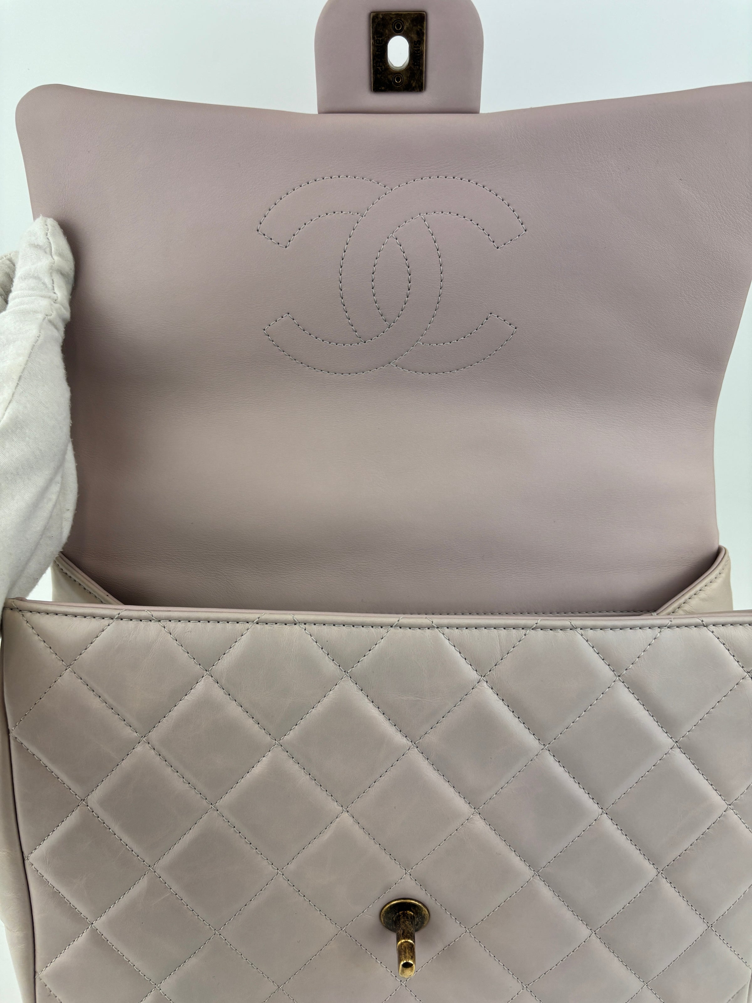 A93424 Castle Rock Quilted Glazed Calfskin AGHW