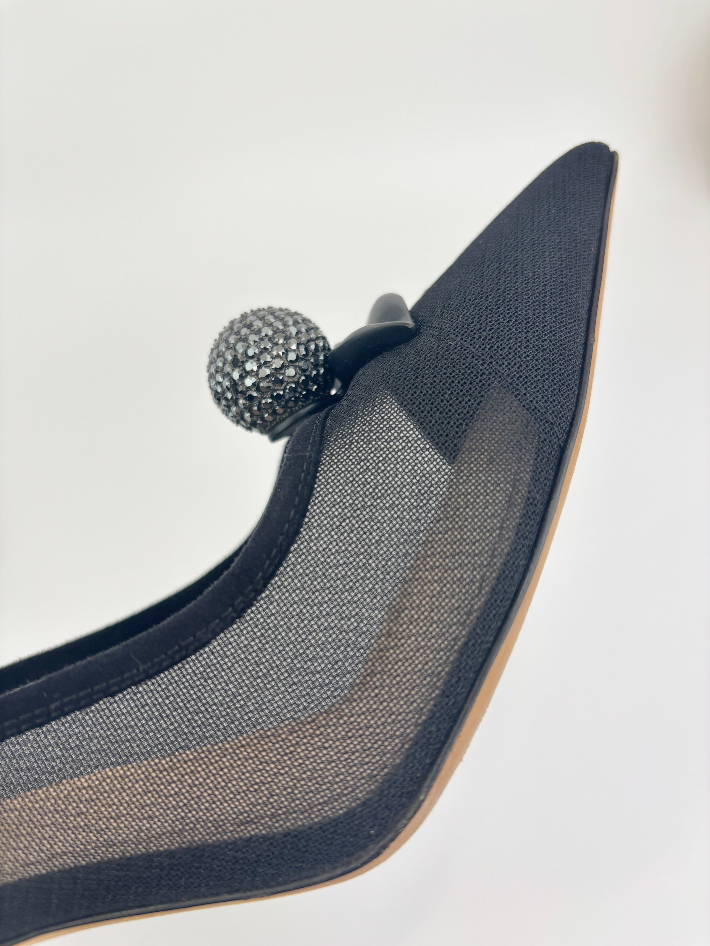 Surreal-D Pump in Black Mesh / Suede - Size 38
