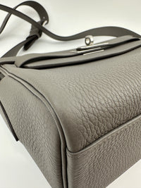 Kelly Messenger PM Gris Etain Togo PHW (Cash Price in Description)