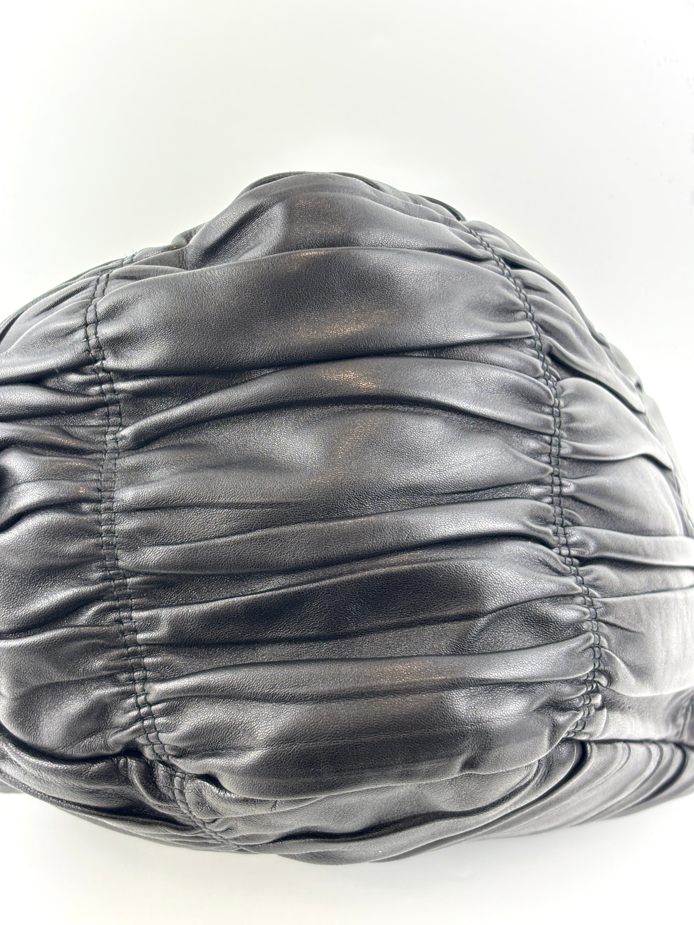 BN1336 Nero Nappa Gaufre Leather Tote