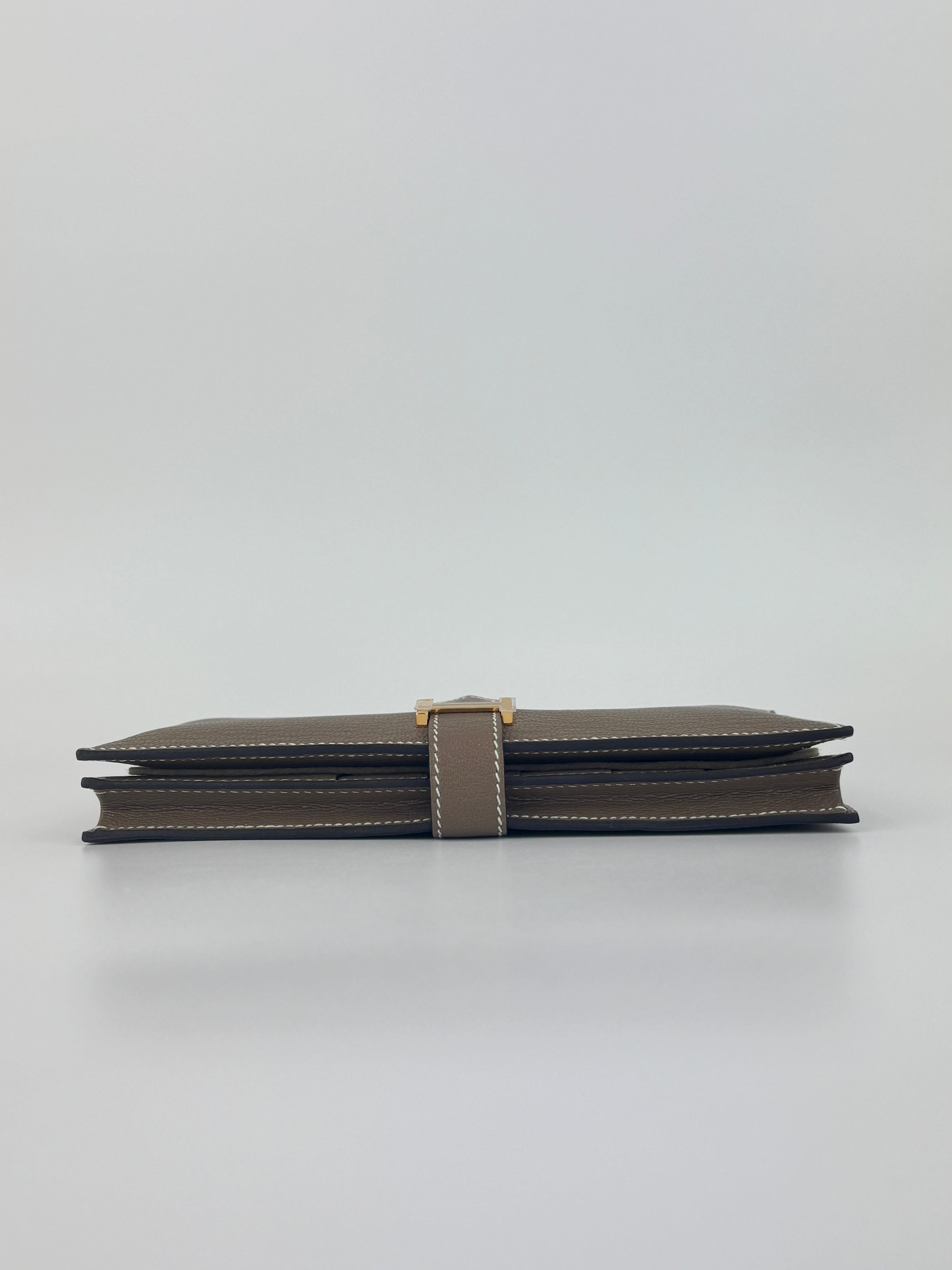 Béarn Soufflet Long Wallet Chèvre Mysore Etoupe GHW