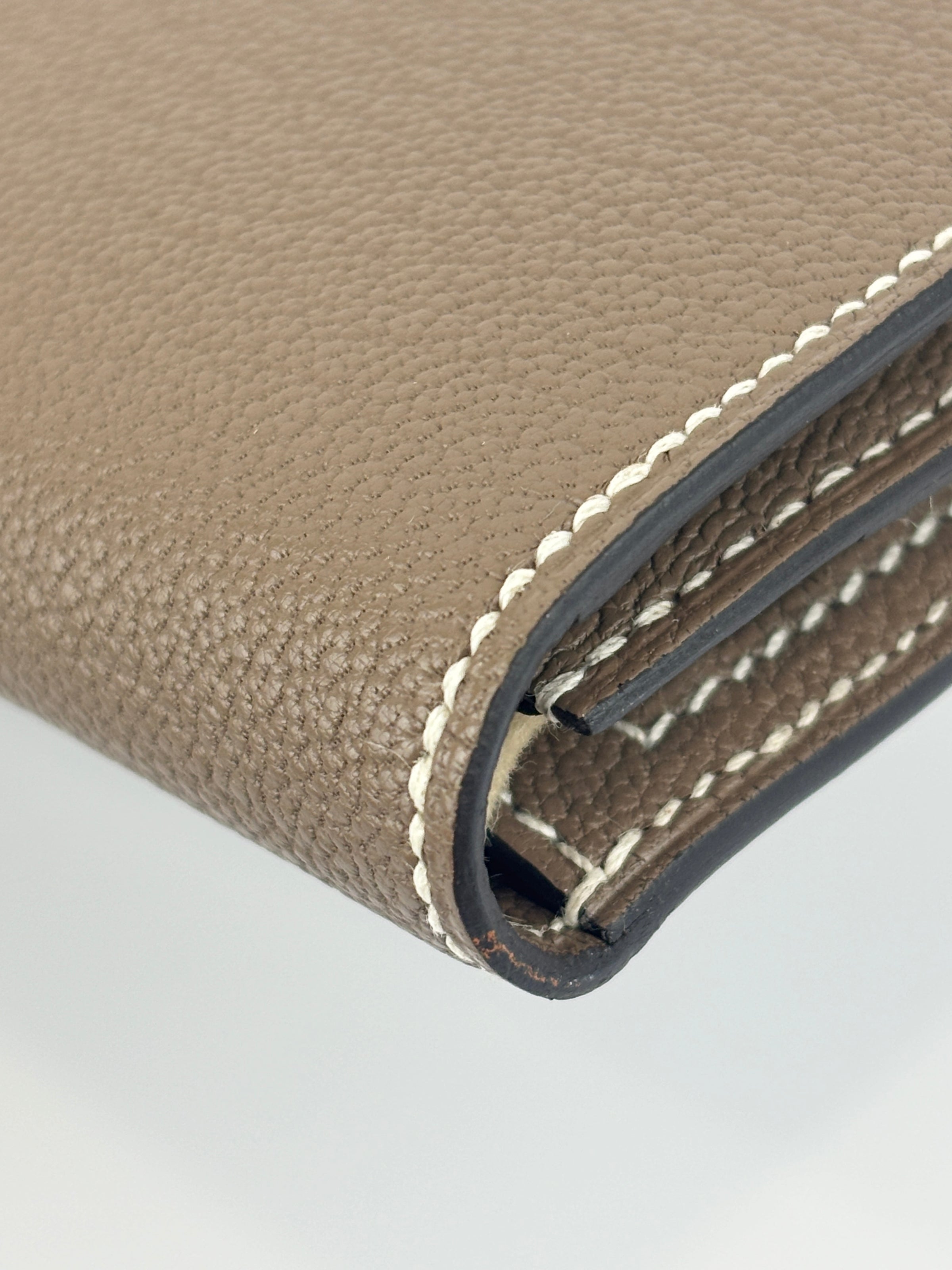 Béarn Soufflet Long Wallet Chèvre Mysore Etoupe GHW
