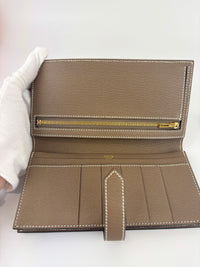 Béarn Soufflet Long Wallet Chèvre Mysore Etoupe GHW