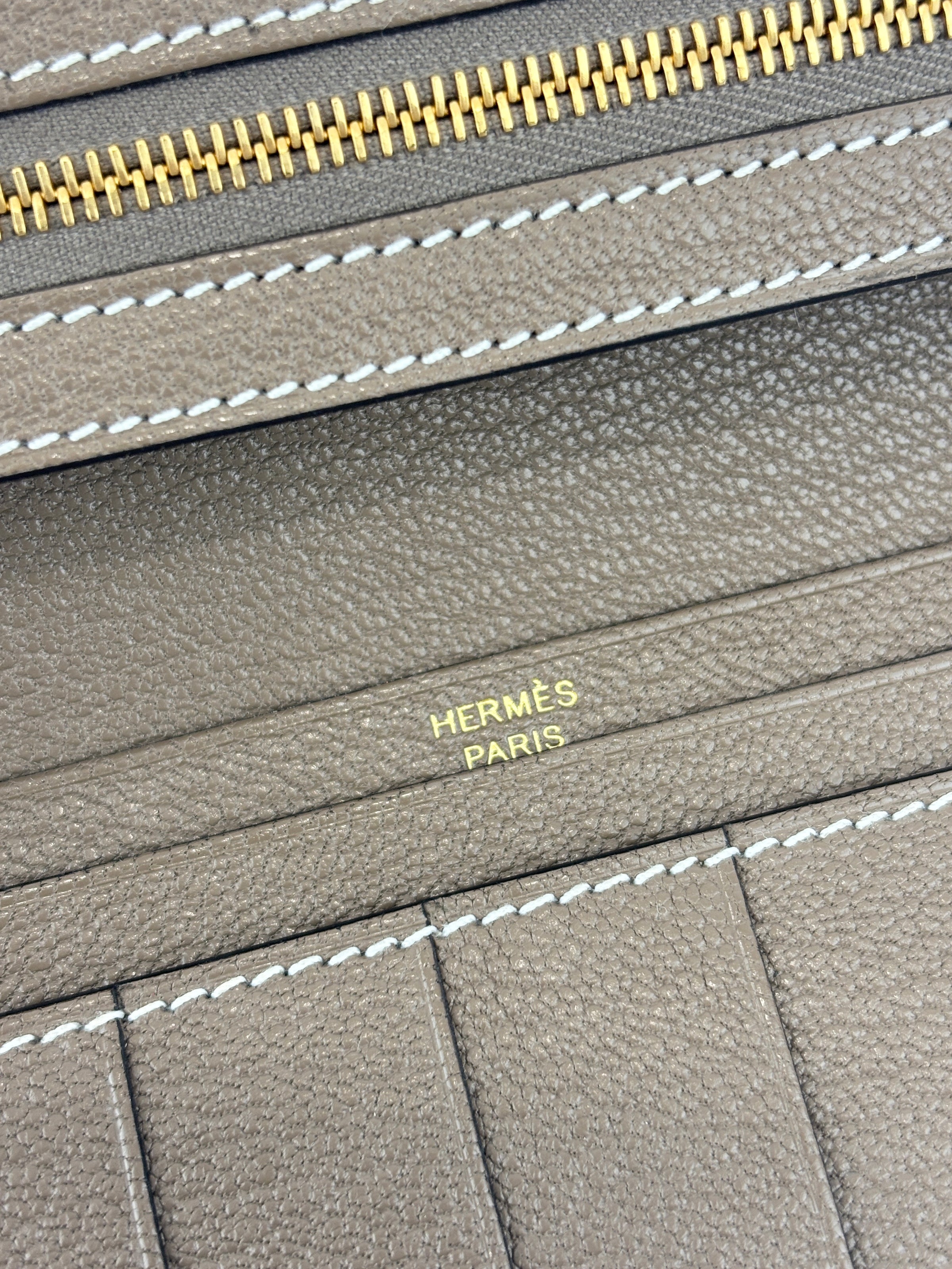 Béarn Soufflet Long Wallet Chèvre Mysore Etoupe GHW