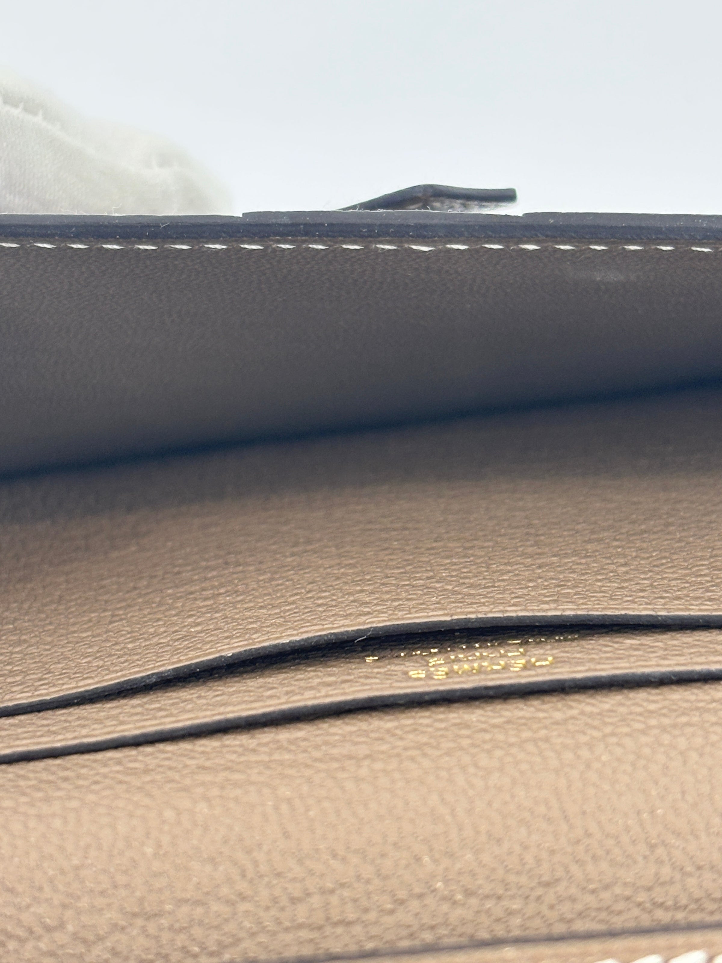 Béarn Soufflet Long Wallet Chèvre Mysore Etoupe GHW