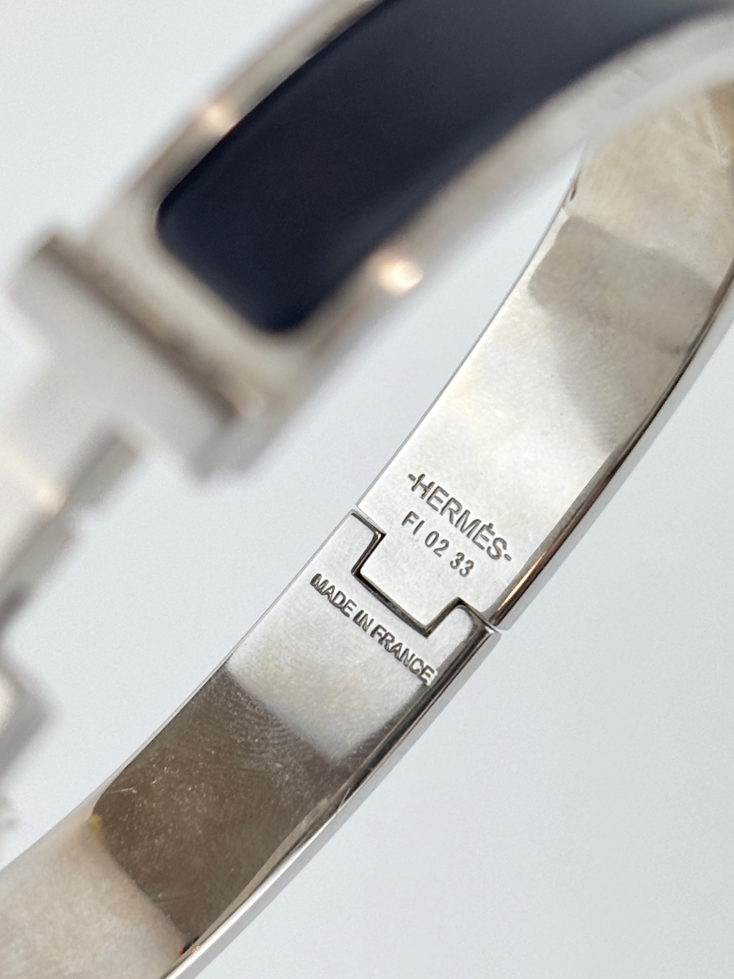 Clic HH Bracelet in Noir Mat PHW