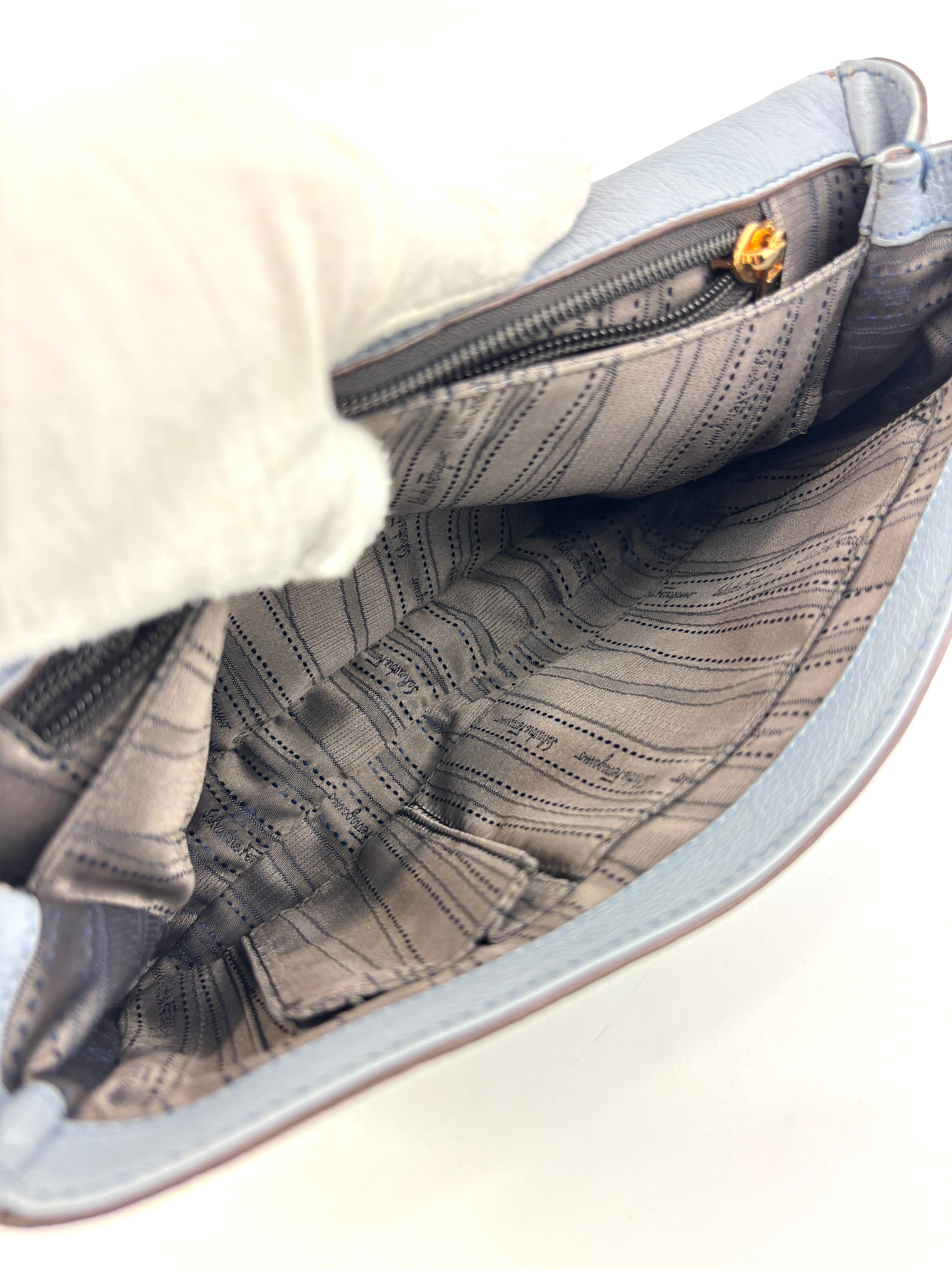 21B923 Bluette Branca Shoulder Bag