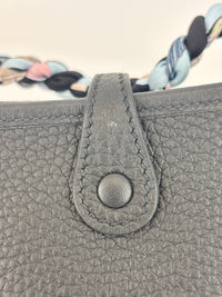 Mini Evelyne TPM 16 Noir Taurillon Clemence GHW