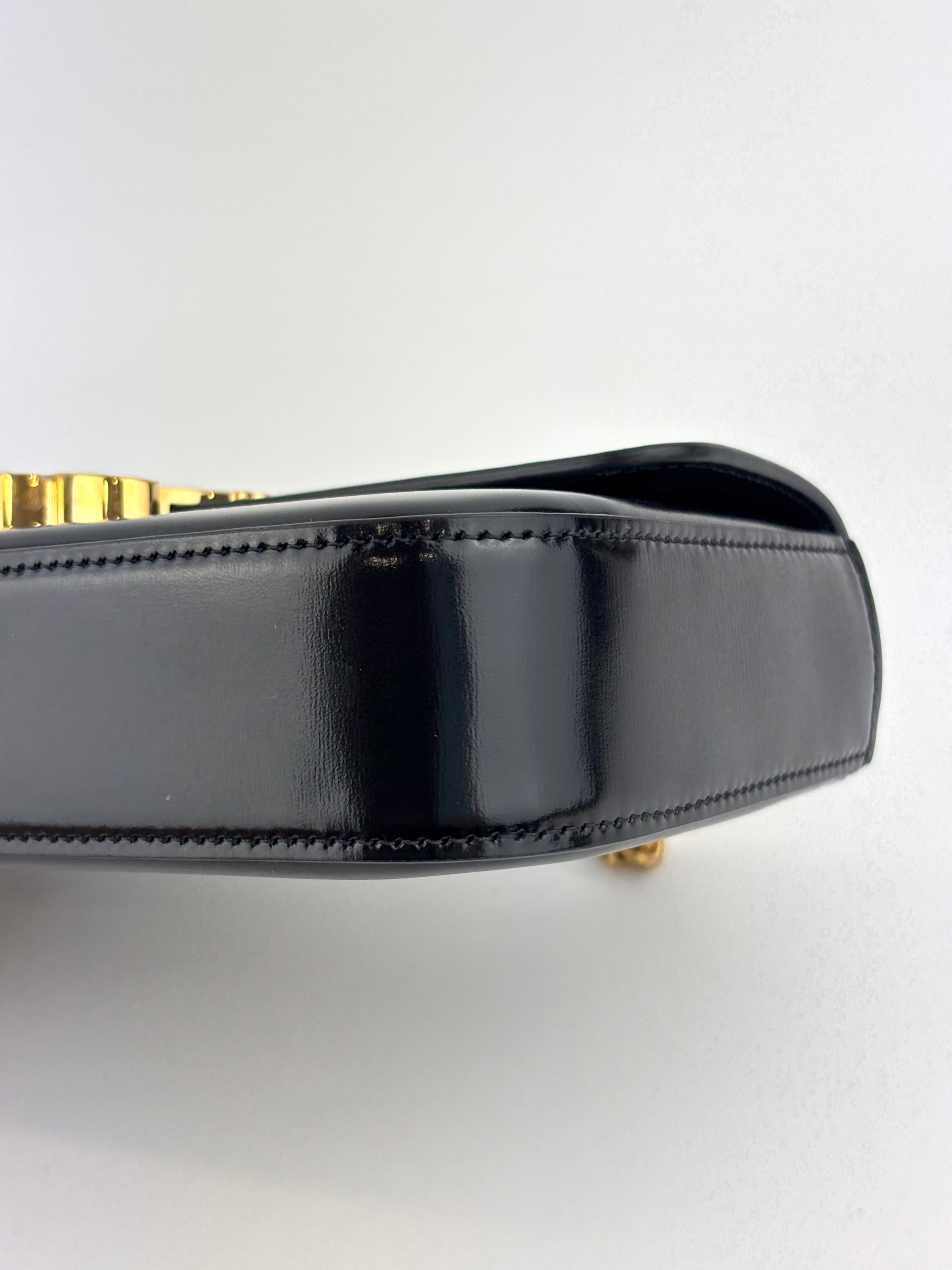 Chain Shoulder Bag Claude In Shiny Calfskin Black