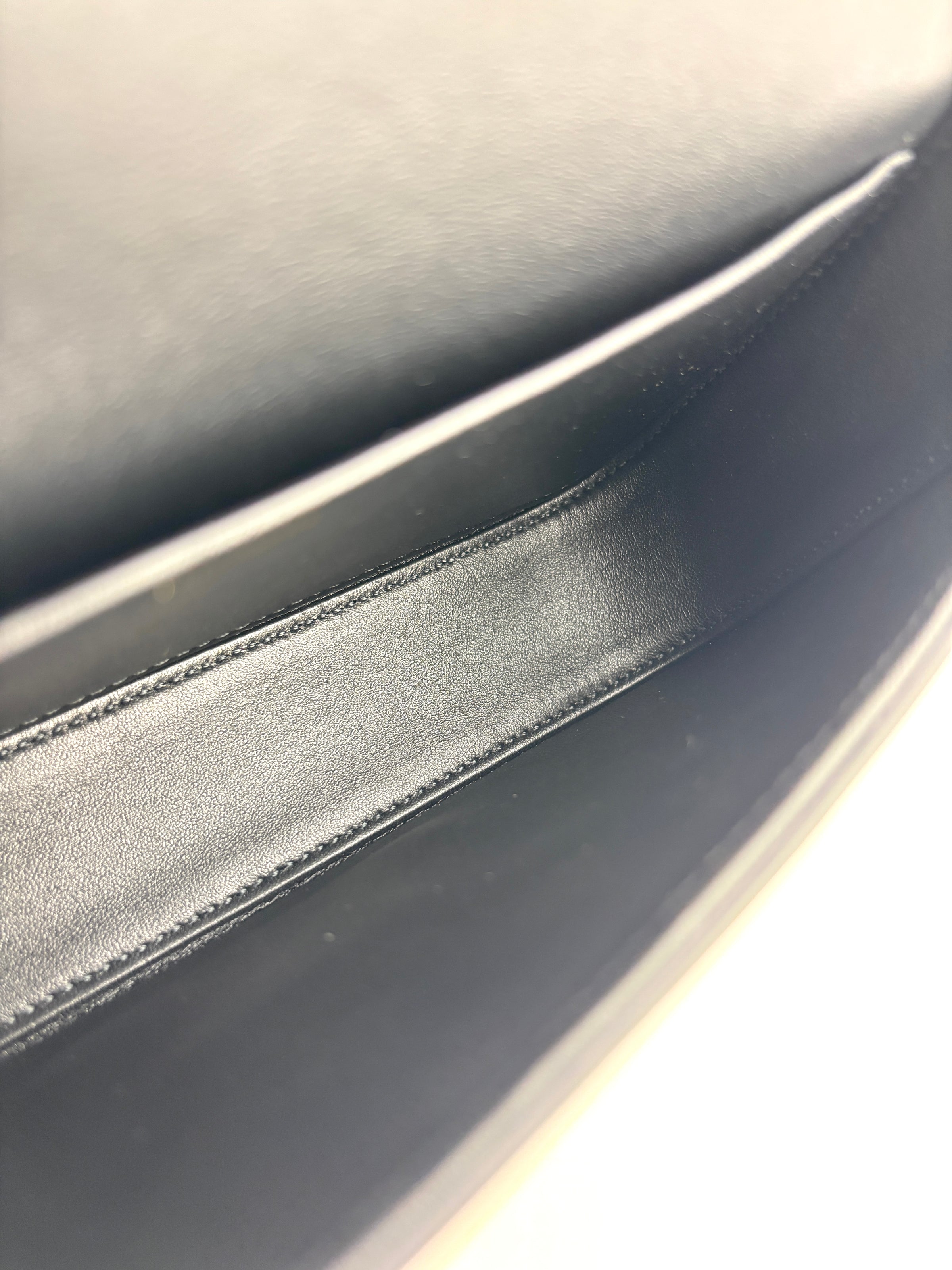 Chain Shoulder Bag Claude In Shiny Calfskin Black
