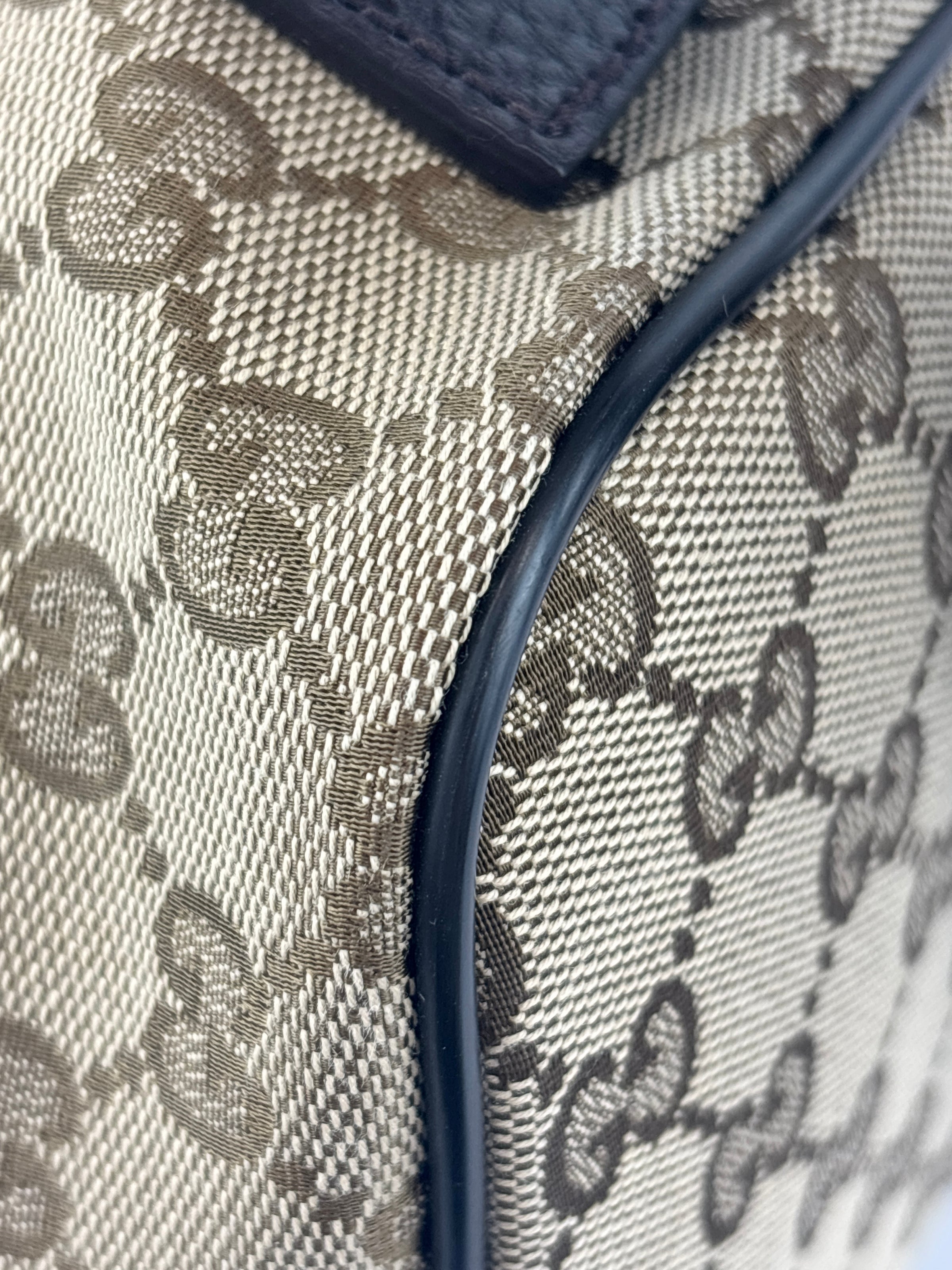 GG Canvas Drawstring Backpack in Beige / Ebony