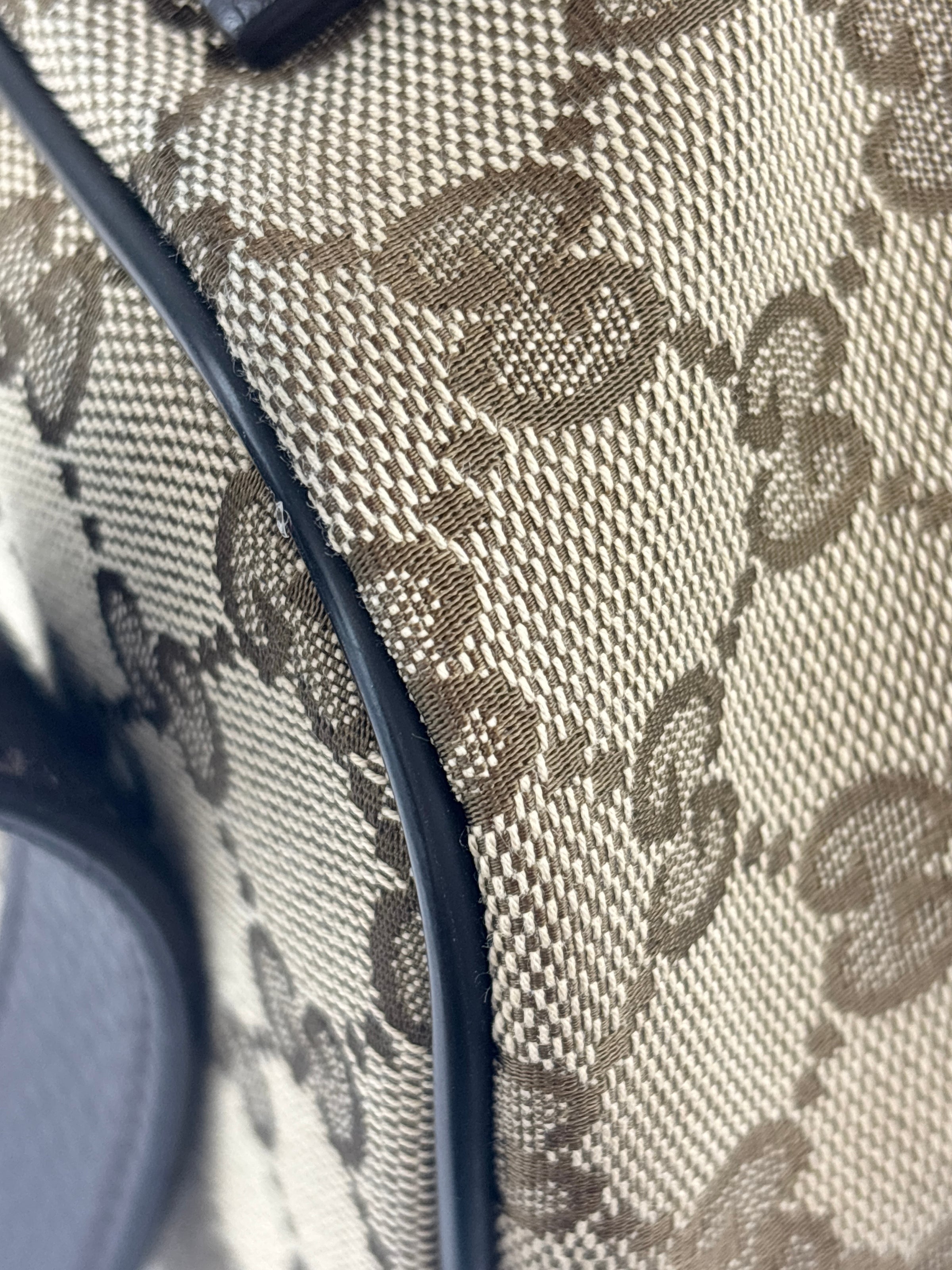 GG Canvas Drawstring Backpack in Beige / Ebony