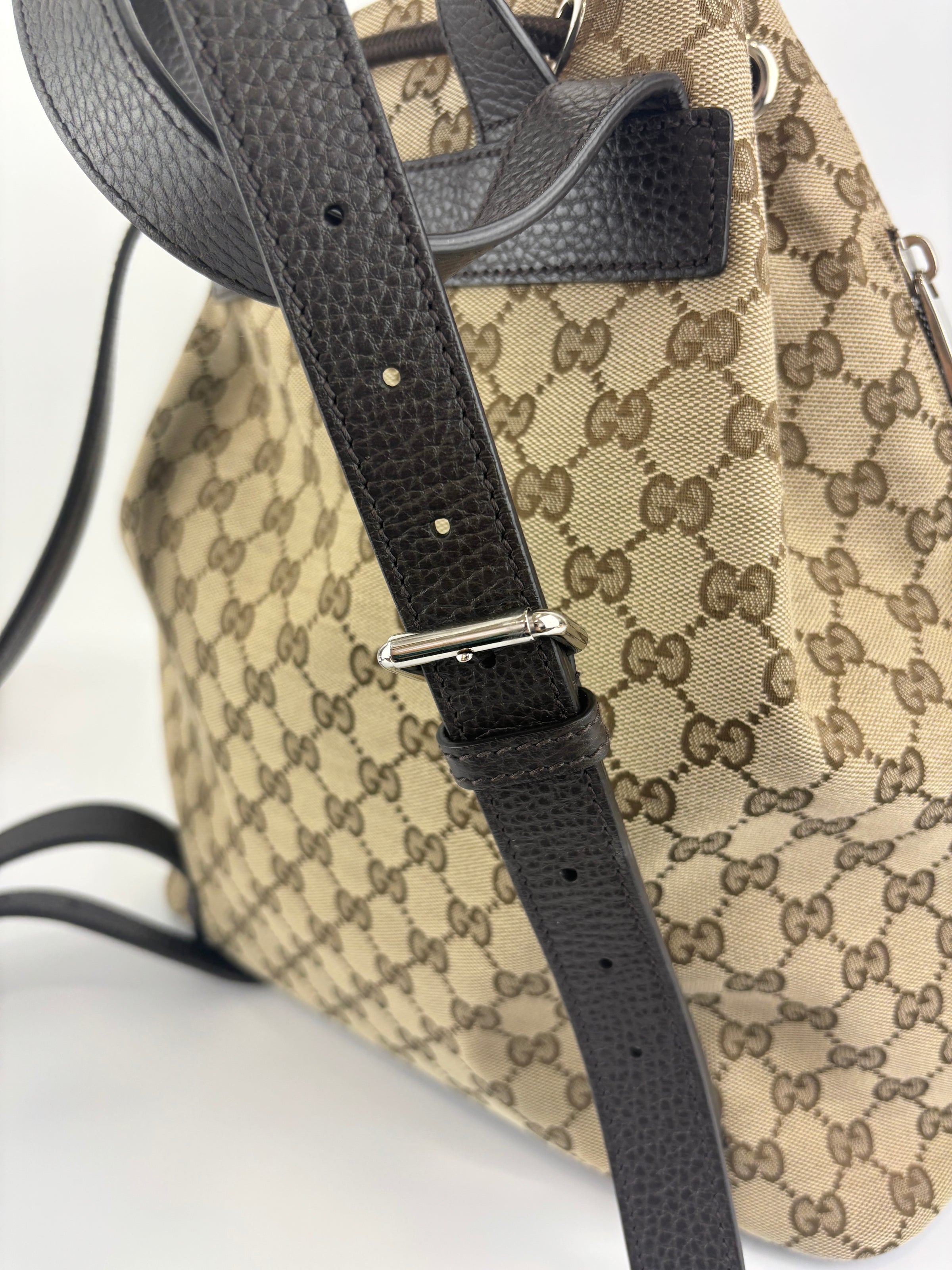 GG Canvas Drawstring Backpack in Beige / Ebony