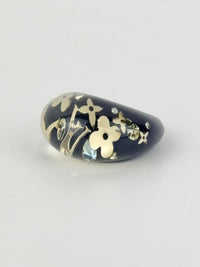 Black Resin Inclusion Ring Size M
