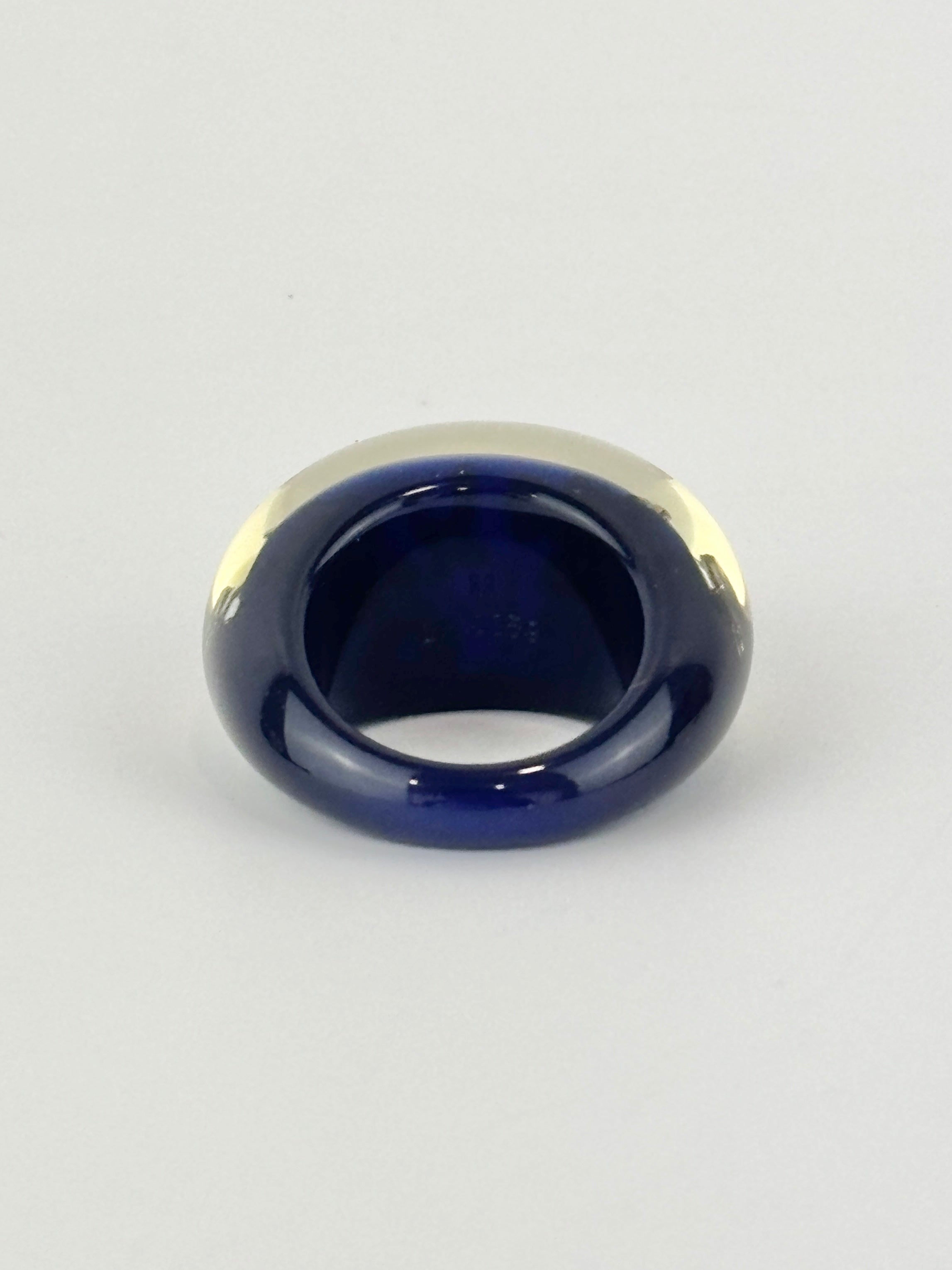 Black Resin Inclusion Ring Size M