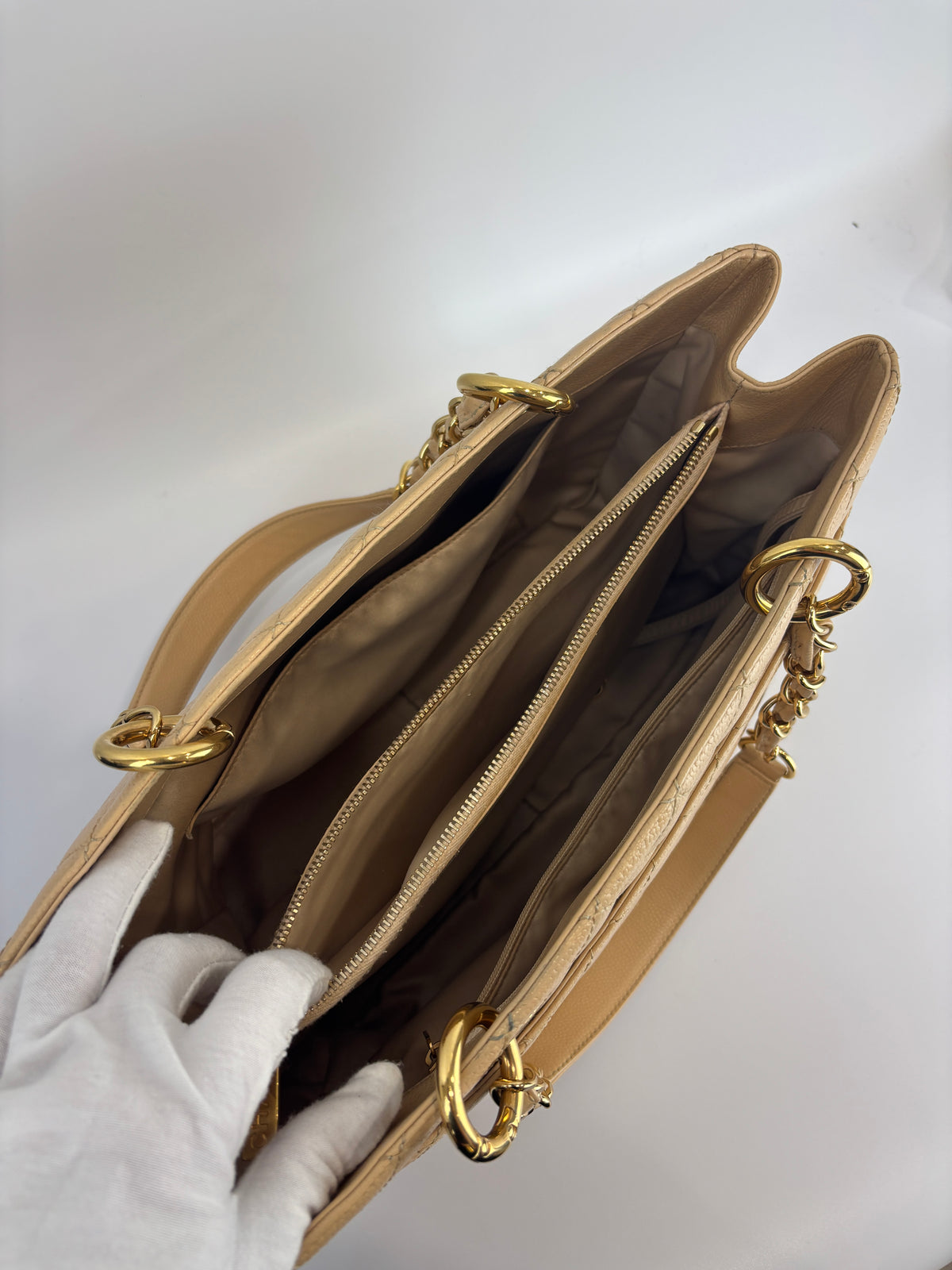 Grand Shopping Tote (GST) in Beige Caviar GHW