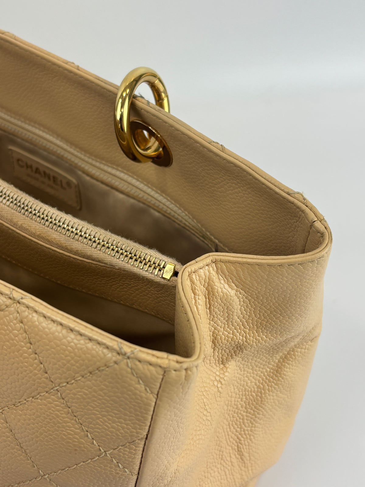 Grand Shopping Tote (GST) in Beige Caviar GHW