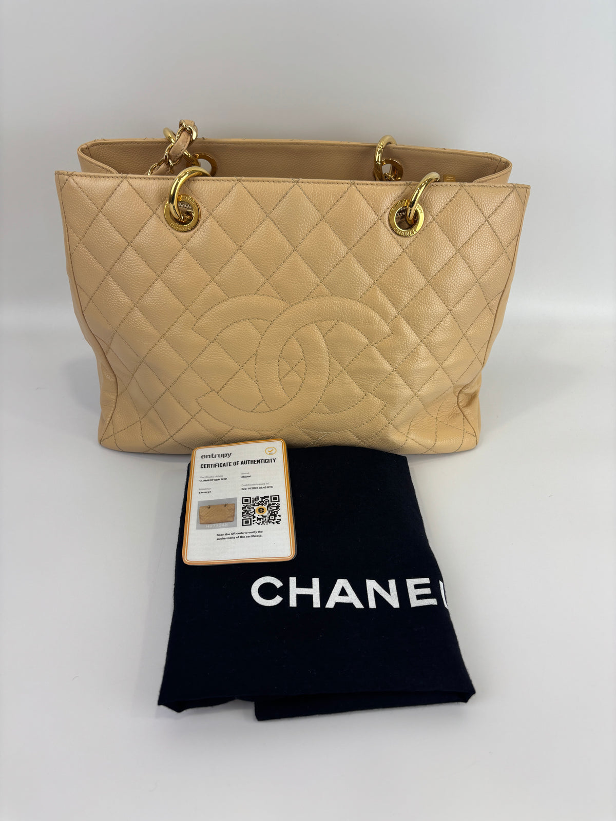 Grand Shopping Tote (GST) in Beige Caviar GHW