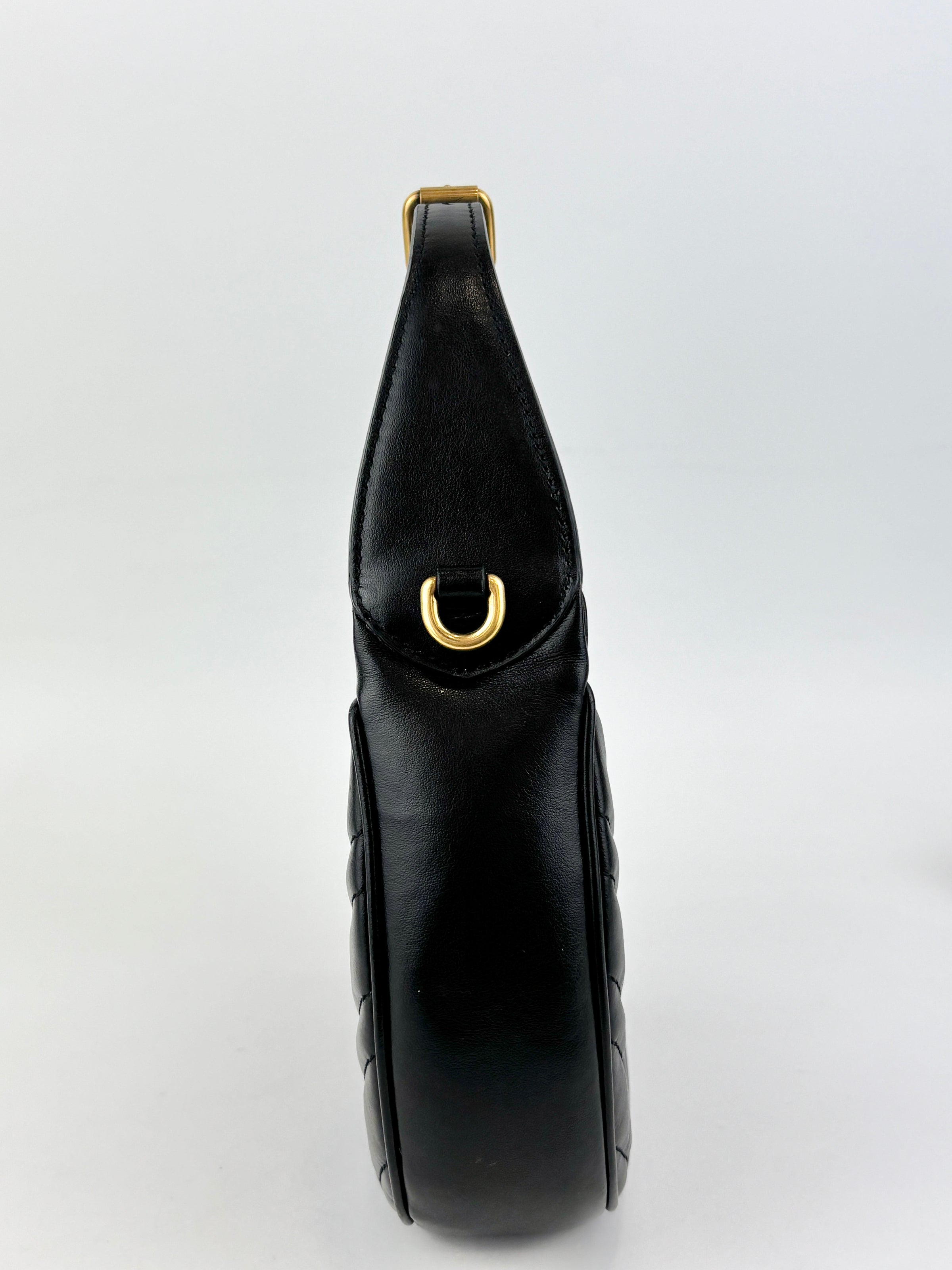 GG Marmont Small Half-Moon Shoulder Bag in Black