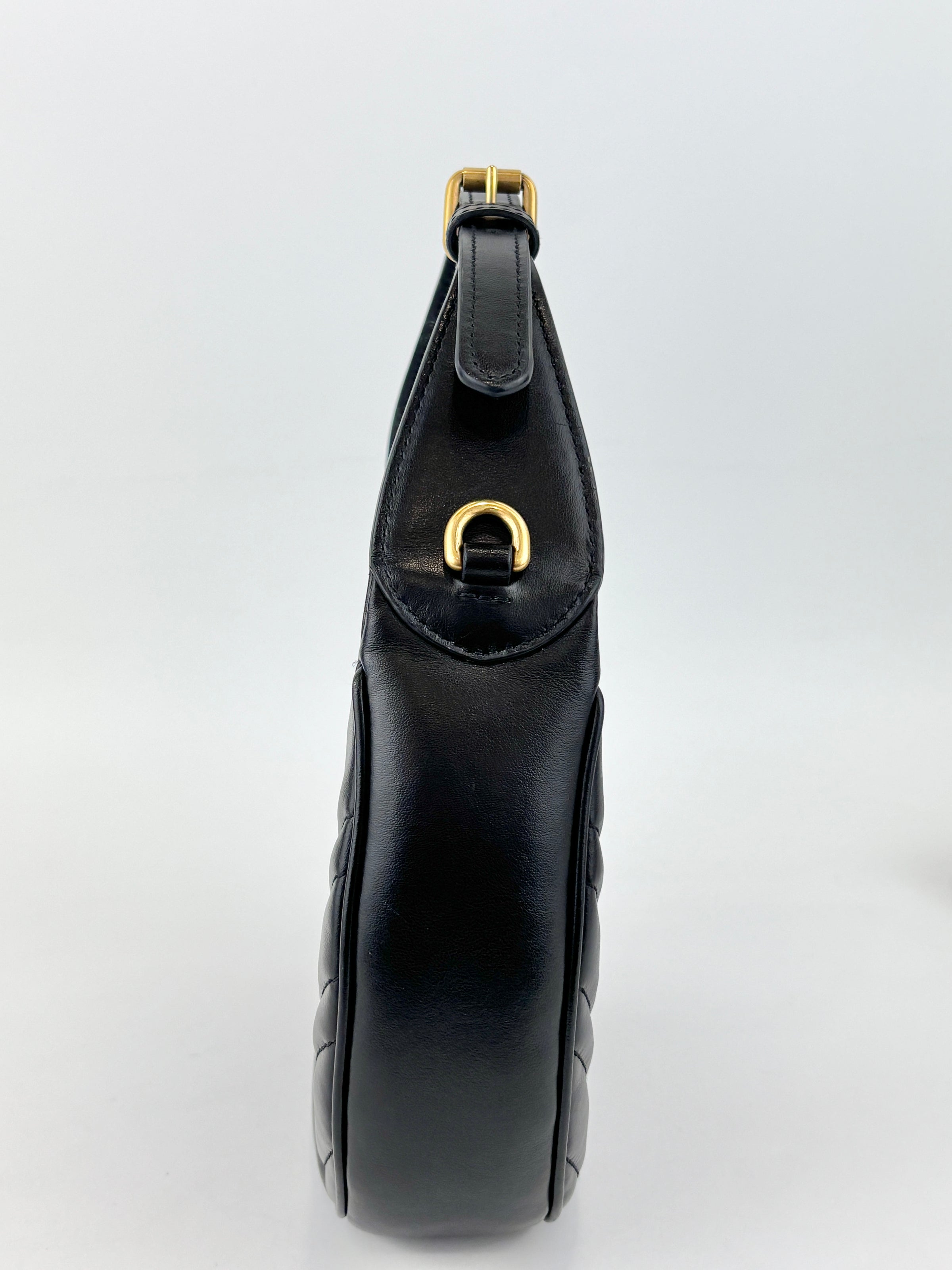 GG Marmont Small Half-Moon Shoulder Bag in Black