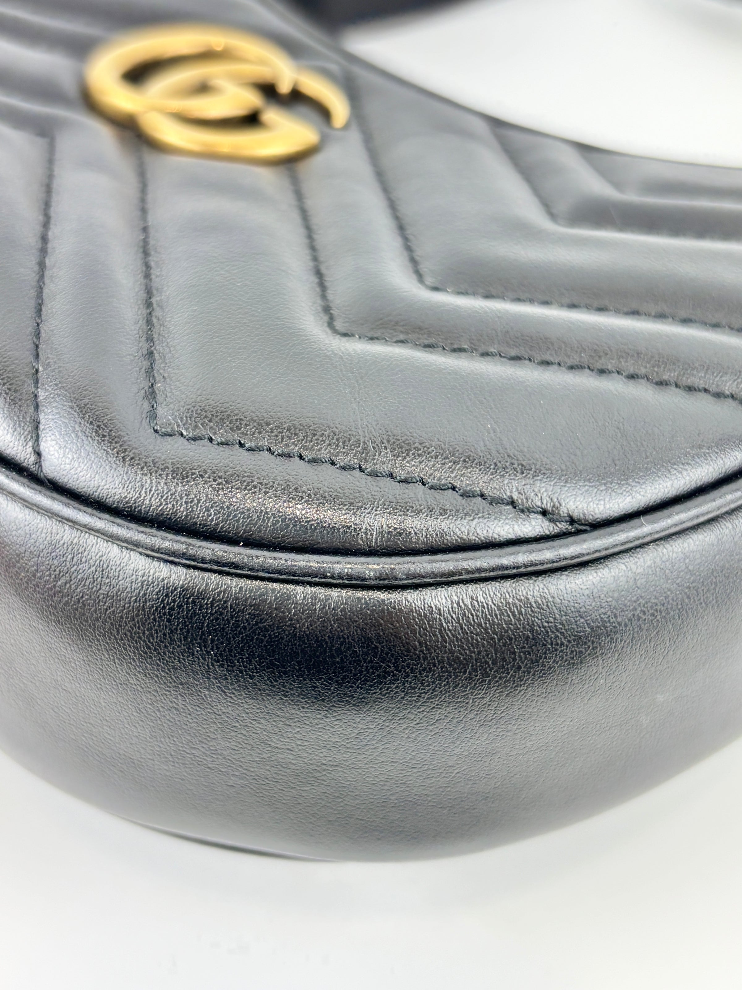 GG Marmont Small Half-Moon Shoulder Bag in Black
