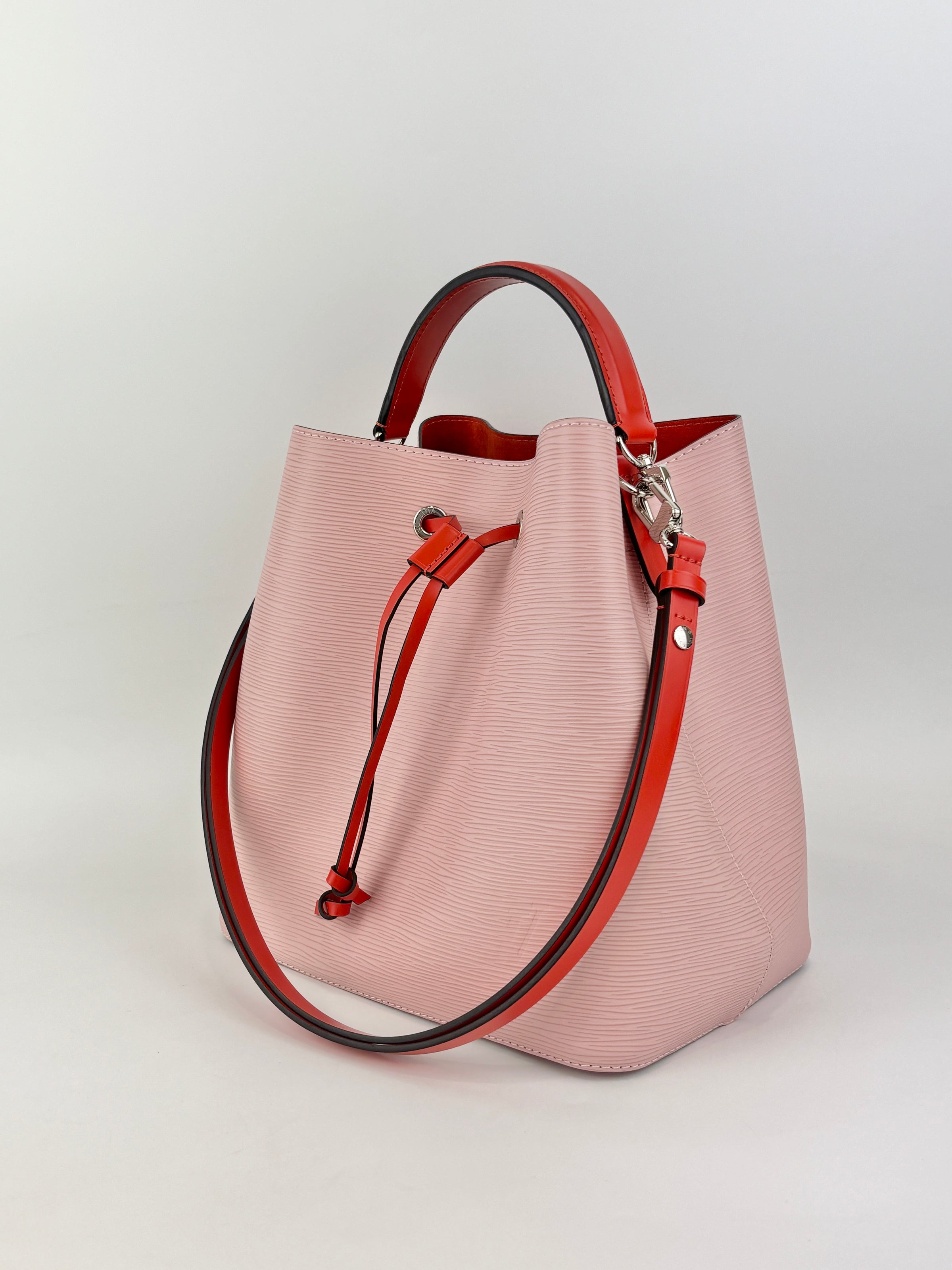 NeoNoe MM Rose Ballerine Epi Leather Bucket Bag