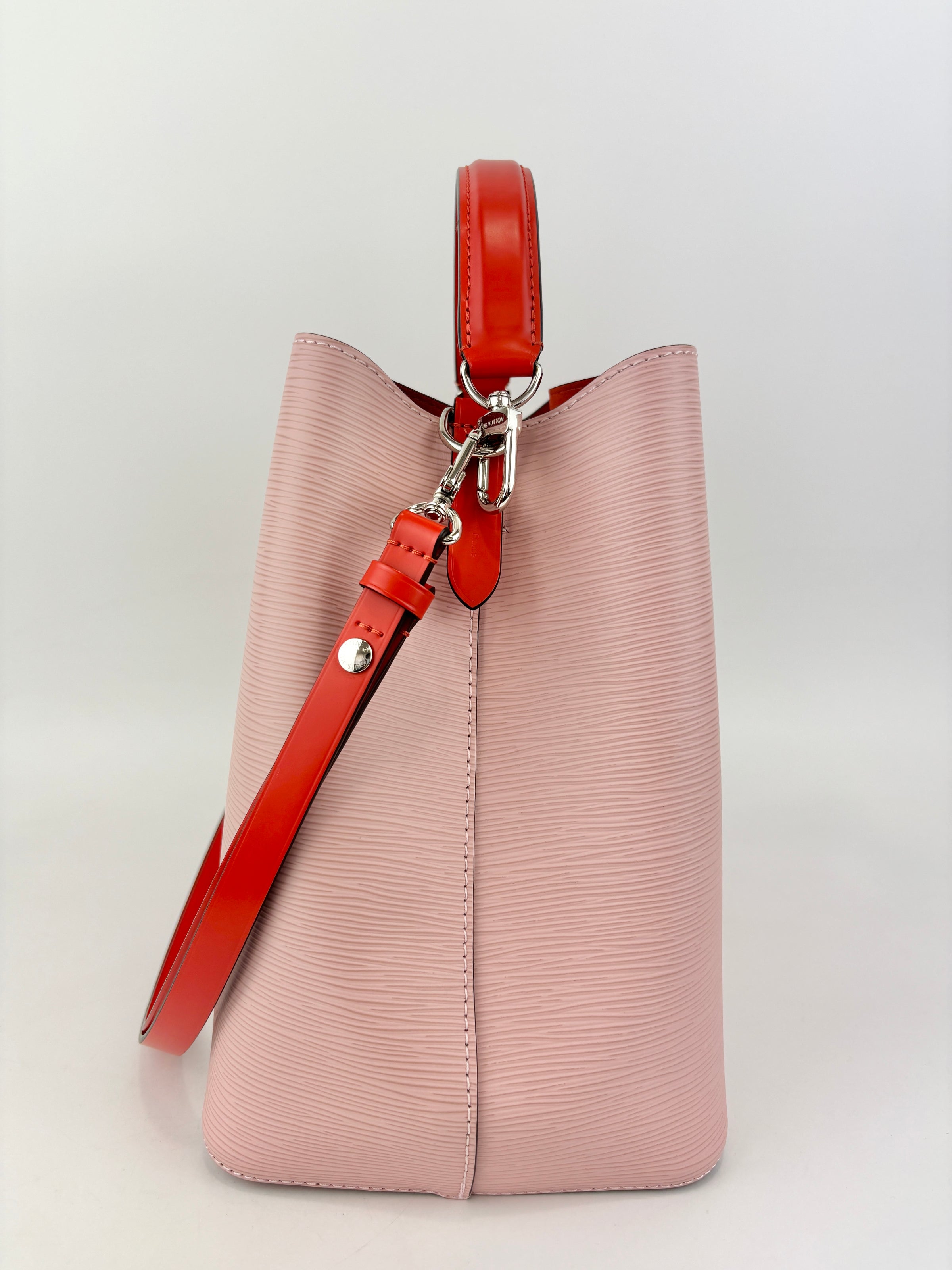 NeoNoe MM Rose Ballerine Epi Leather Bucket Bag