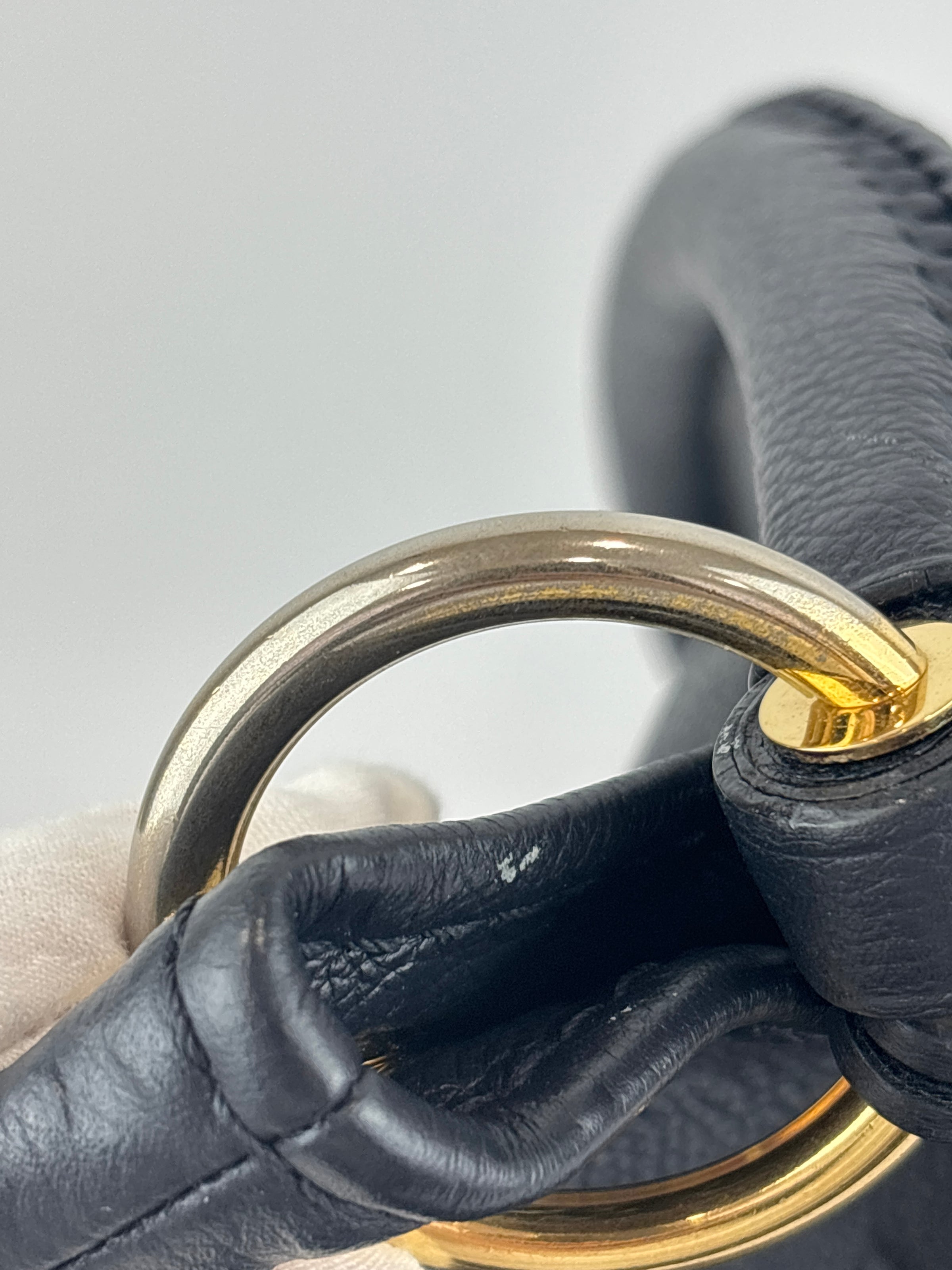Artsy MM in Infini Monogram Empreinte Leather
