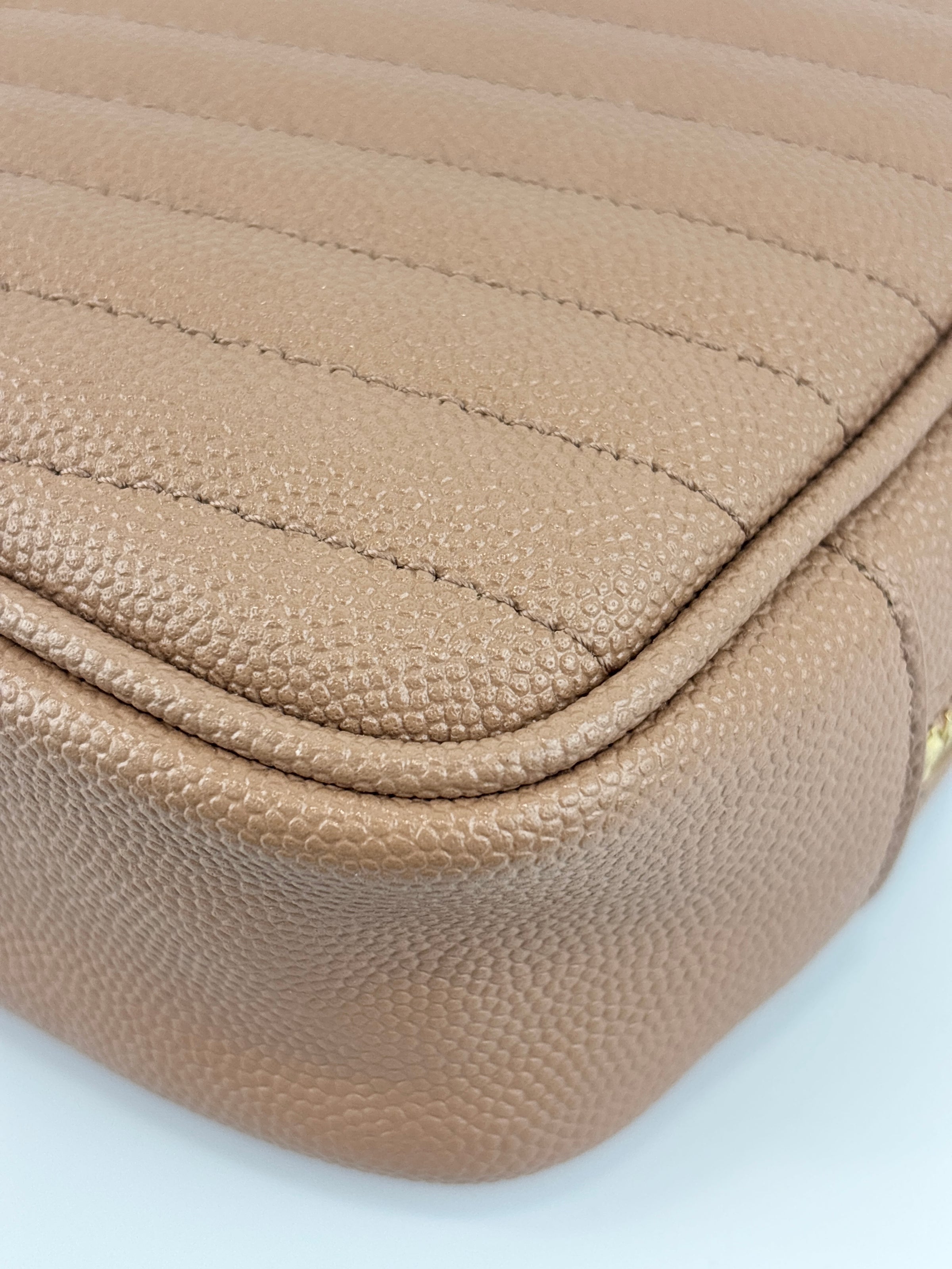 Mini Lou Camera Bag in Vintage Peach Matelassé Grain de Poudre