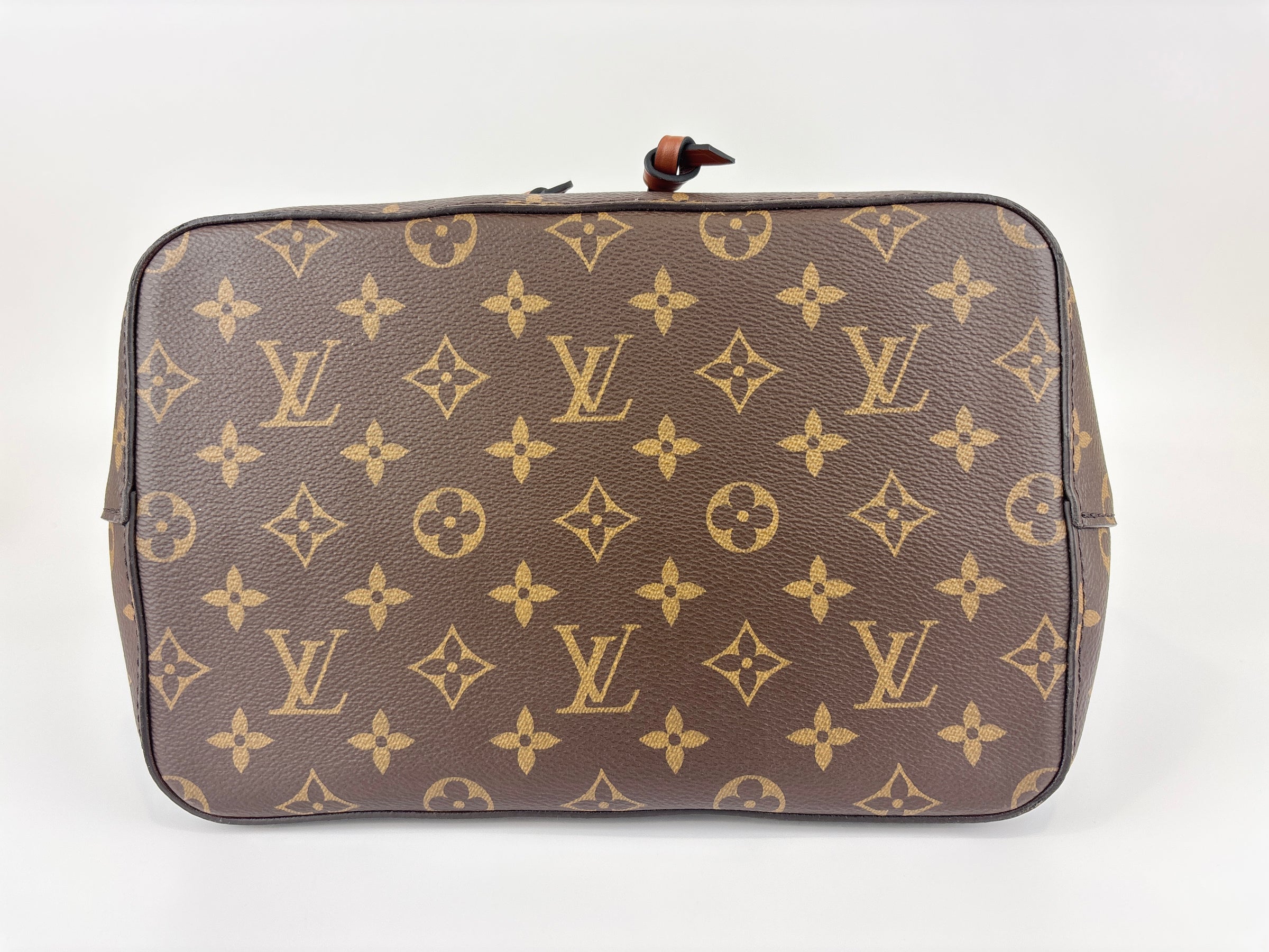 NeoNoe MM in Caramel Monogram Canvas
