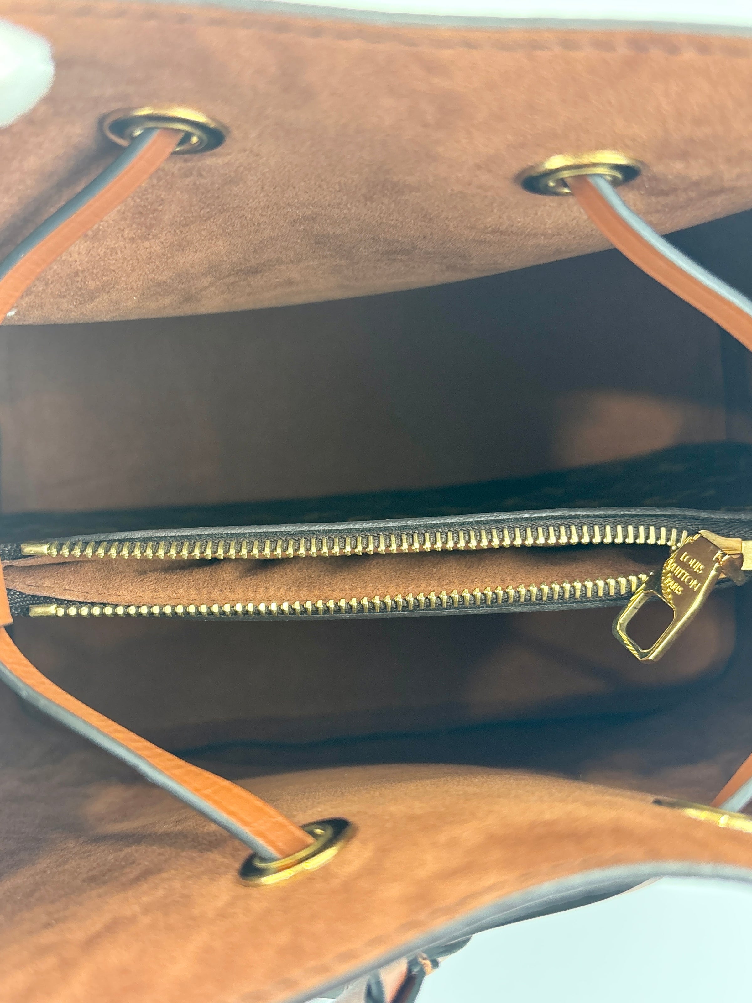 NeoNoe MM in Caramel Monogram Canvas