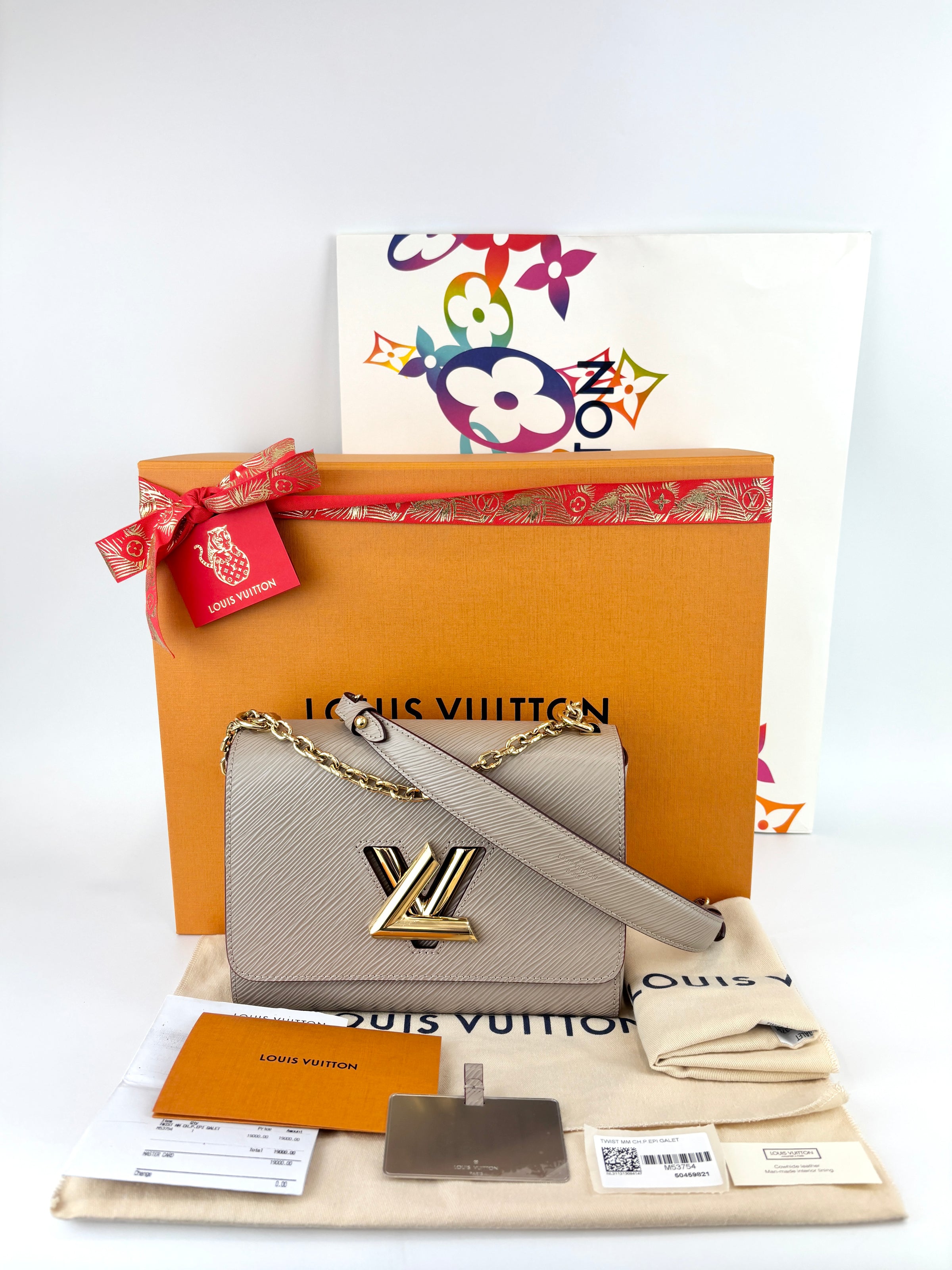 M21112 Twist MM Epi Leather Galet Grey