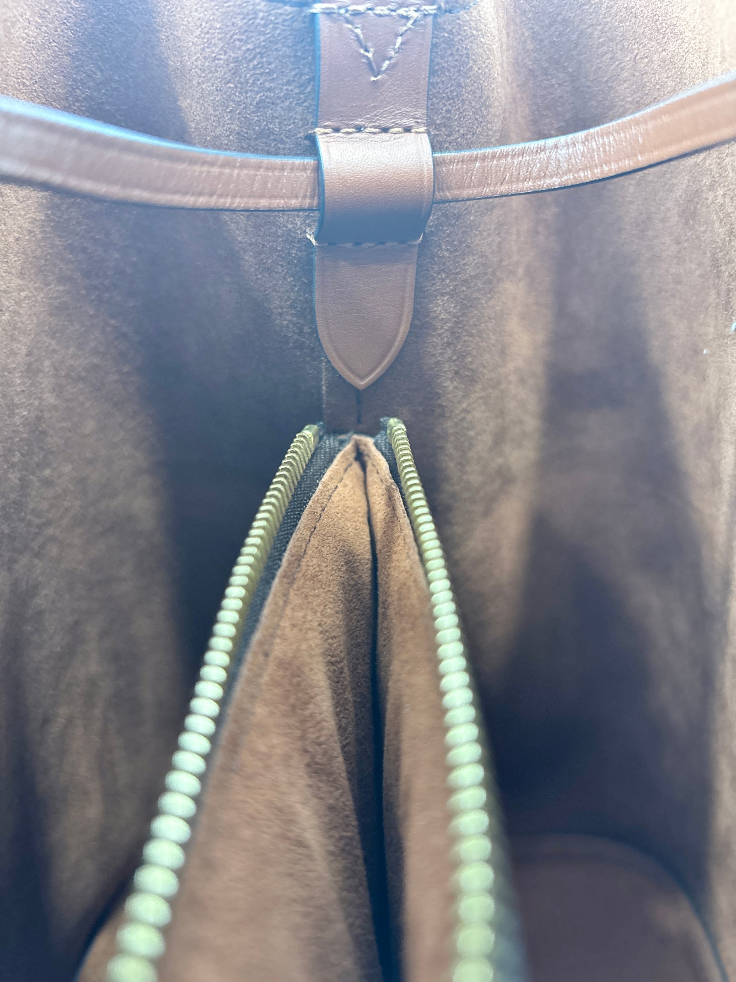 NeoNoe MM in Caramel Monogram Canvas