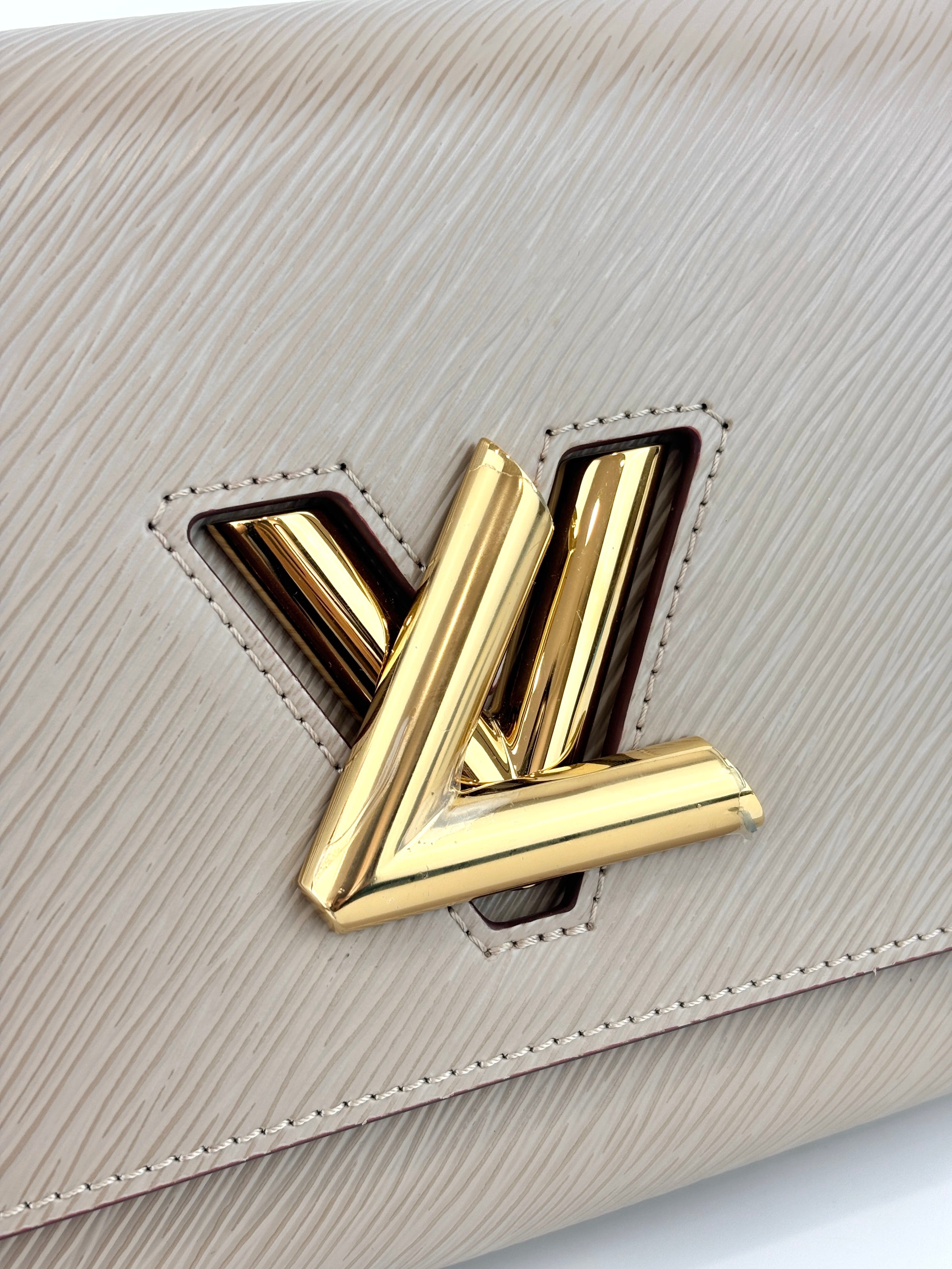 M21112 Twist MM Epi Leather Galet Grey