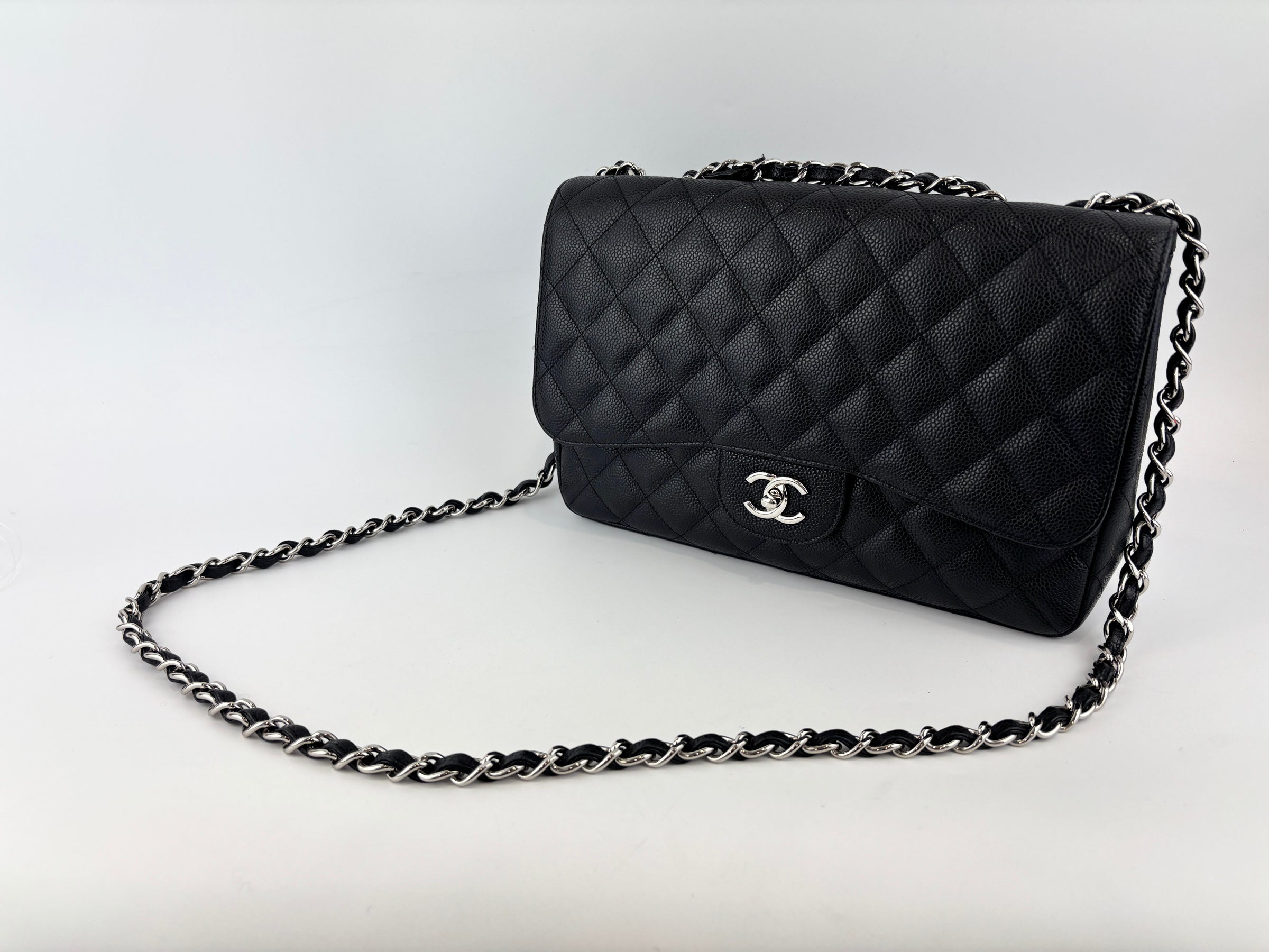 Classic Jumbo Single Flap Black Caviar SHW