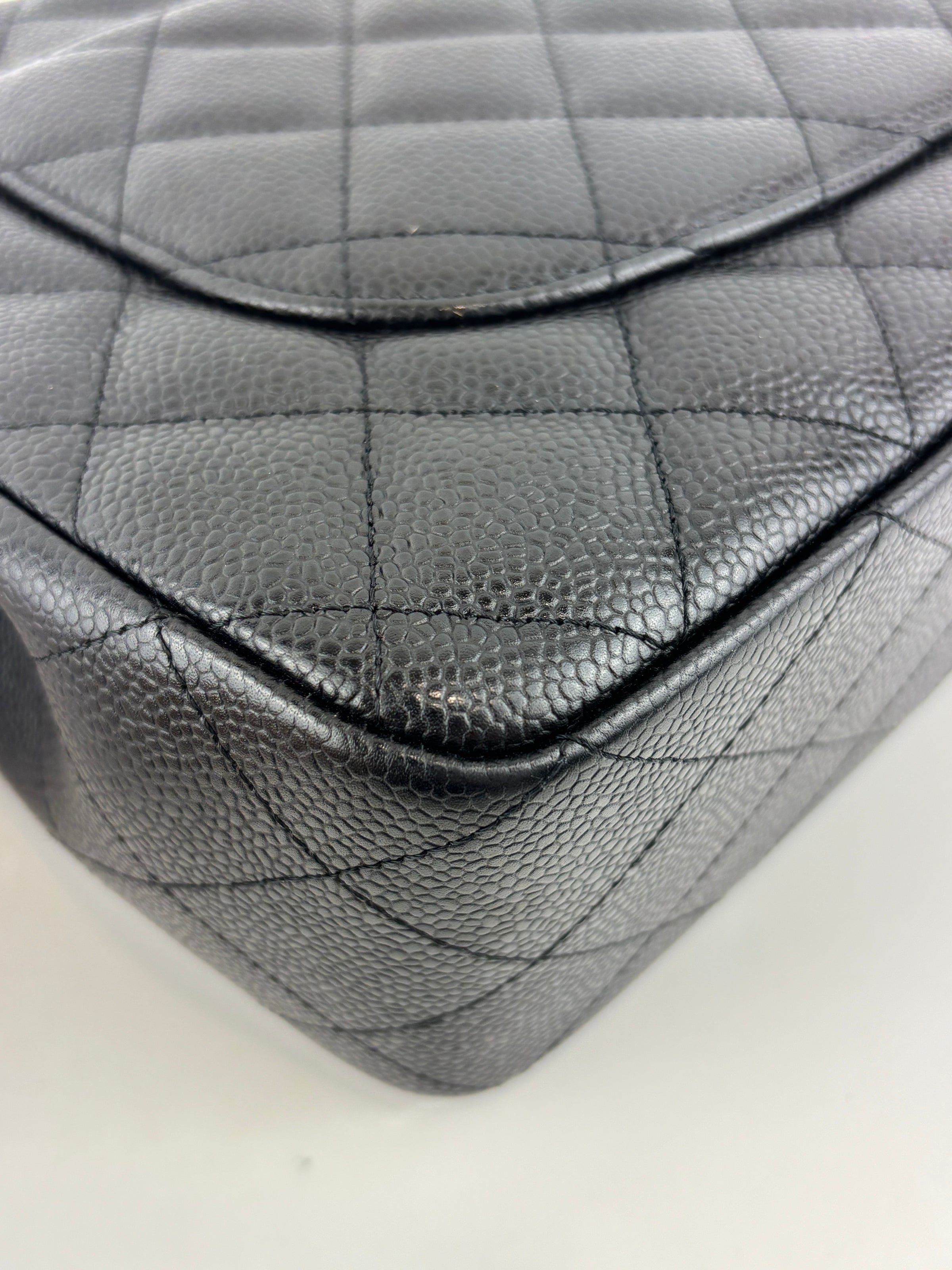 Classic Jumbo Single Flap Black Caviar SHW