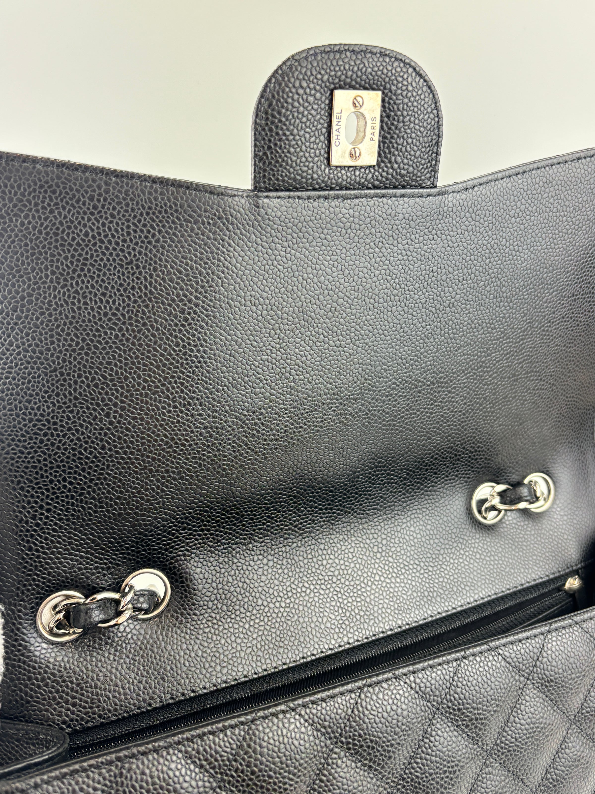 Classic Jumbo Single Flap Black Caviar SHW