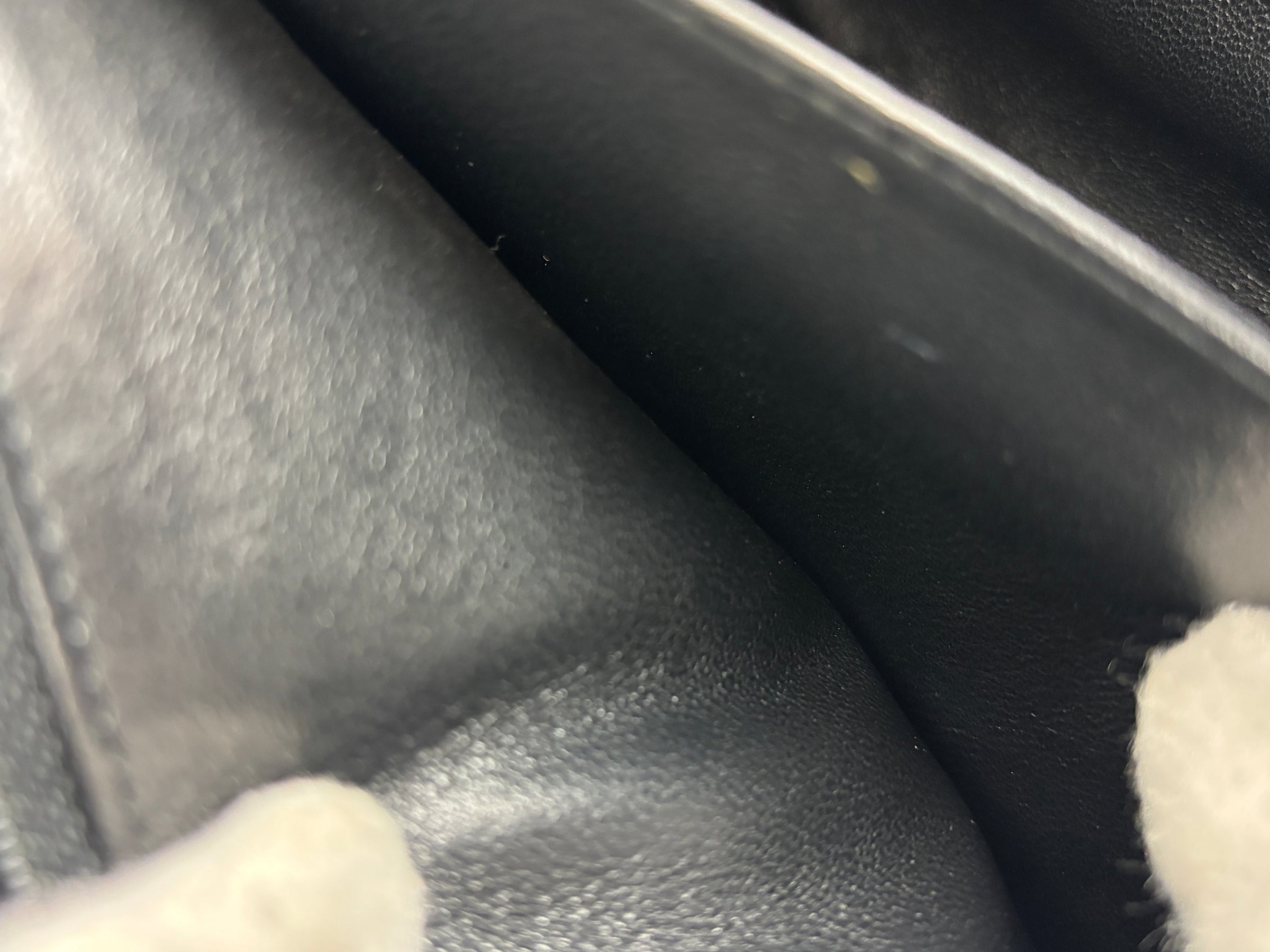 Classic Jumbo Single Flap Black Caviar SHW