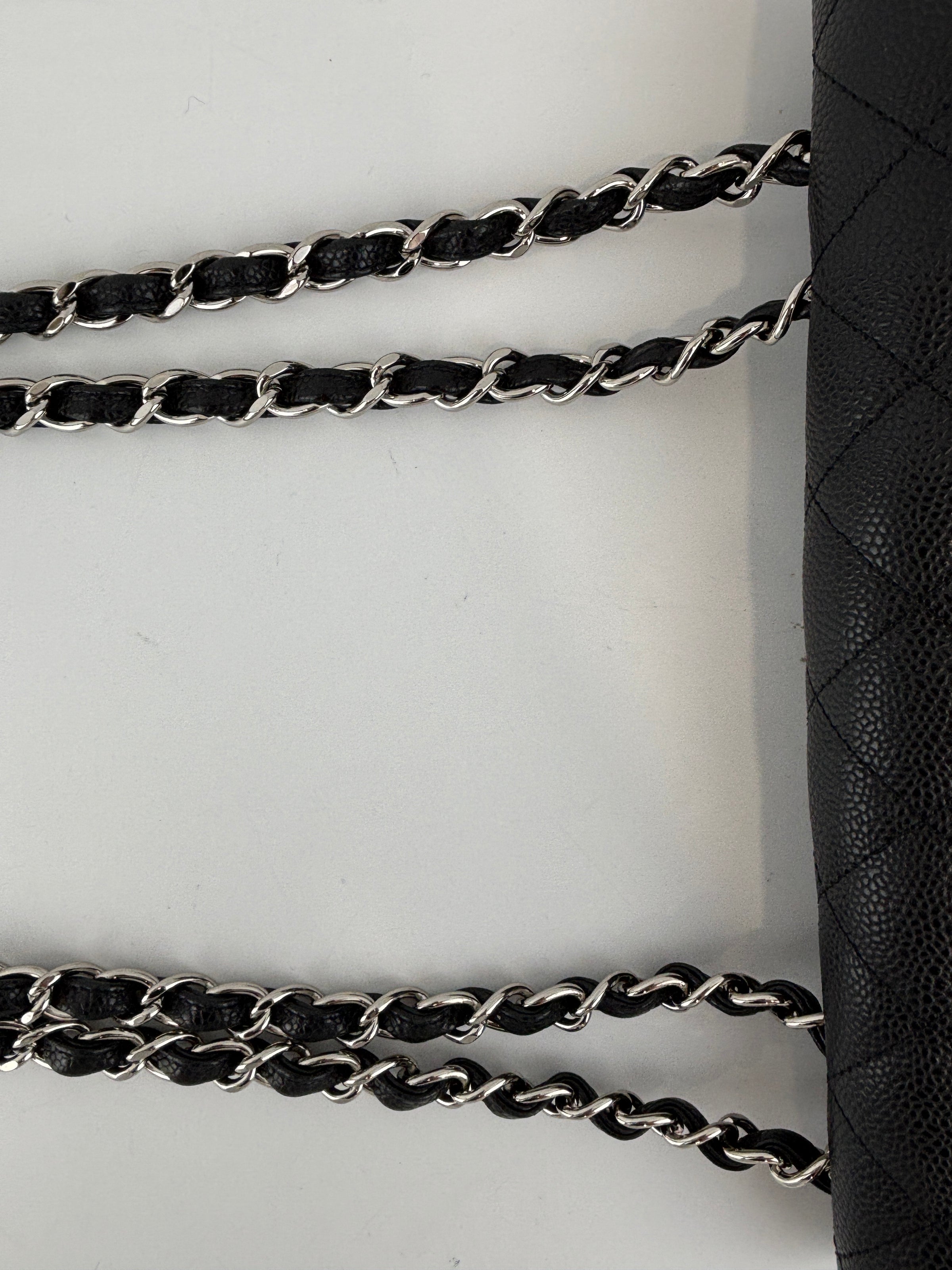 Classic Jumbo Single Flap Black Caviar SHW