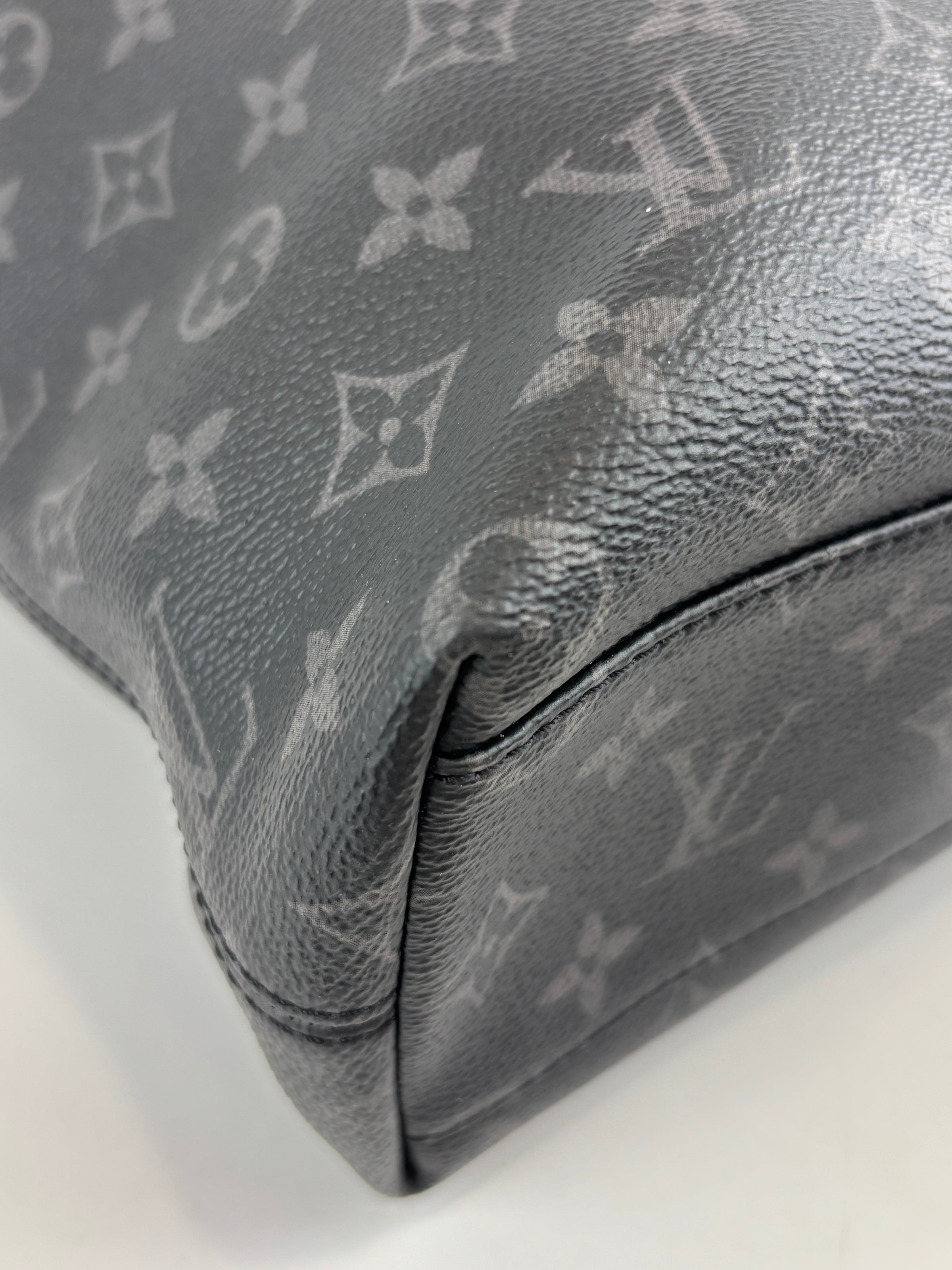 Explorer Tote Monogram Eclipse