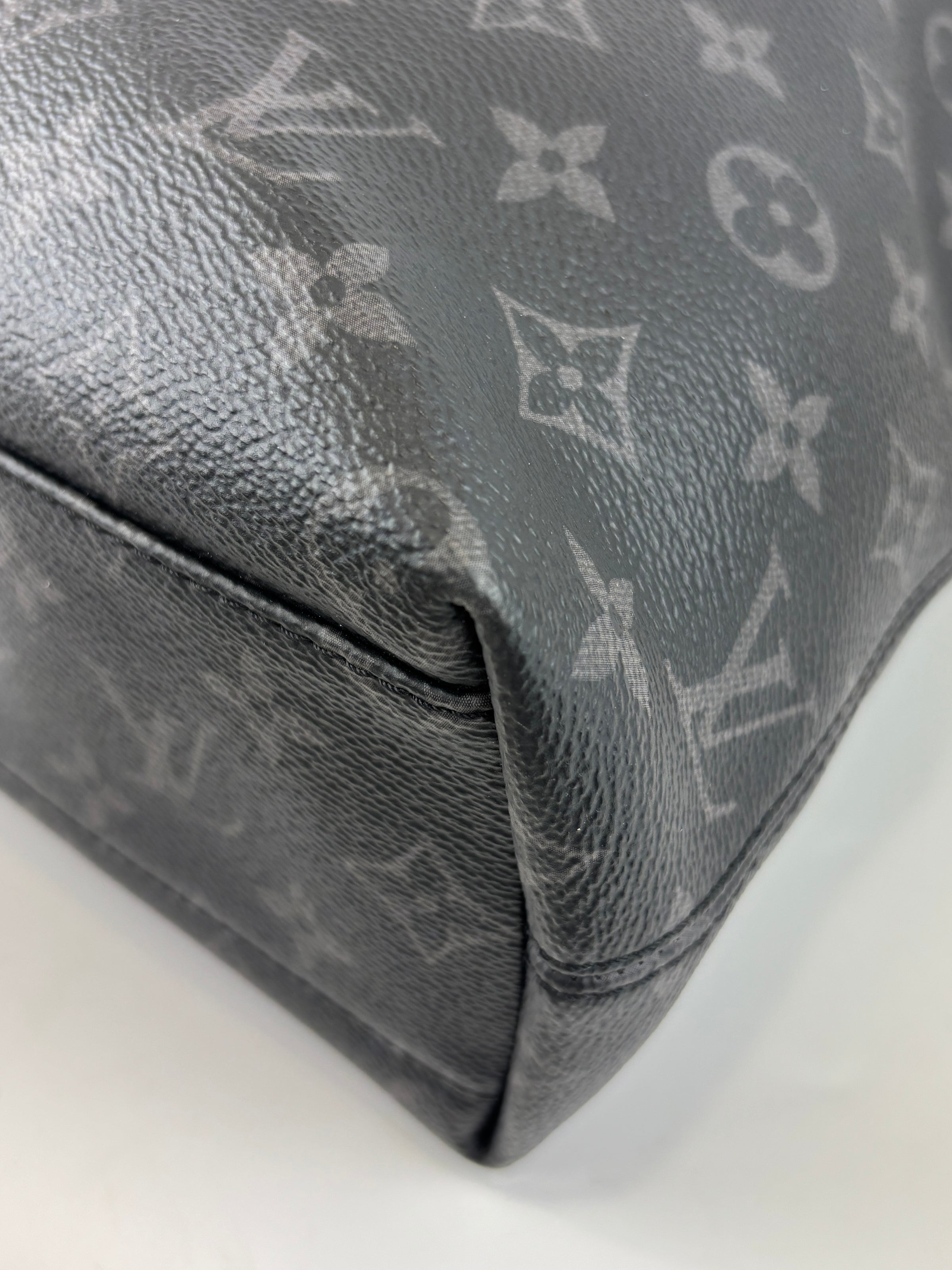 Explorer Tote Monogram Eclipse