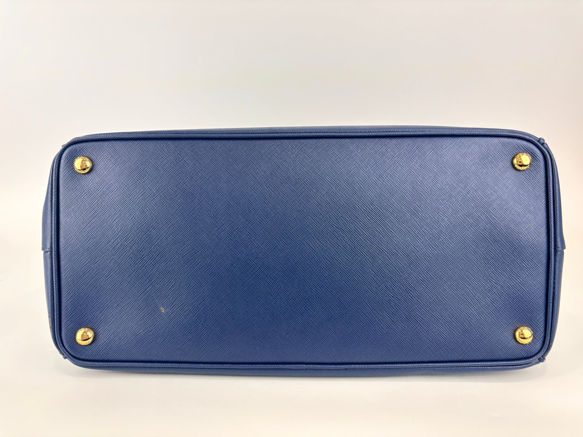 BN1844 Blue Saffiano Lux Leather Large Tote Bag - Glampot