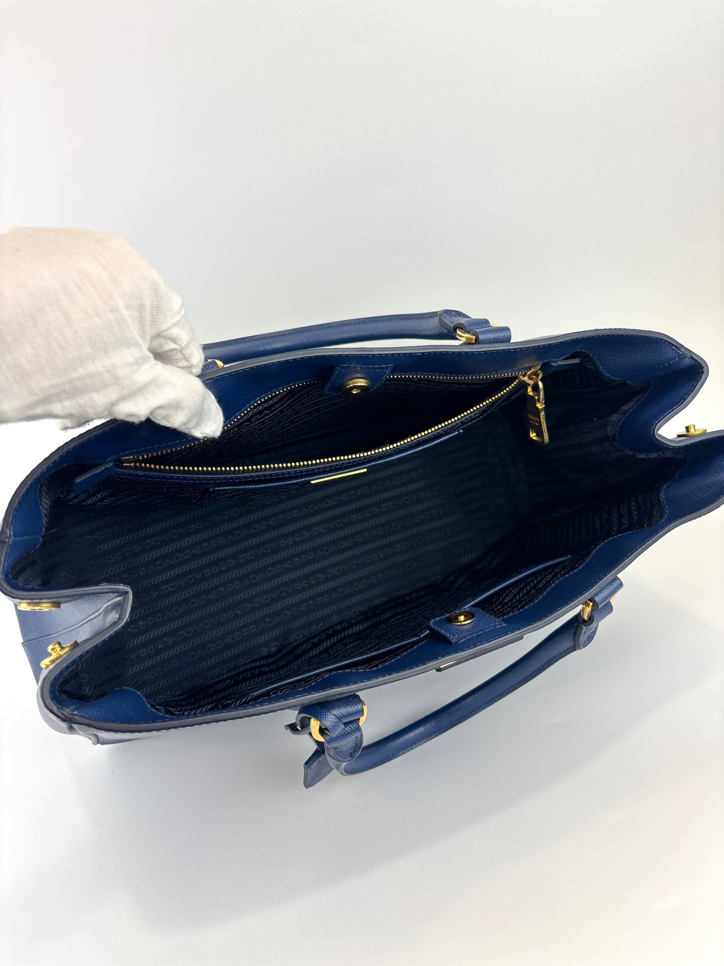 BN1844 Blue Saffiano Lux Leather Large Tote Bag - Glampot