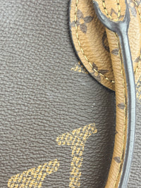 OnTheGo MM Monogram Reverse