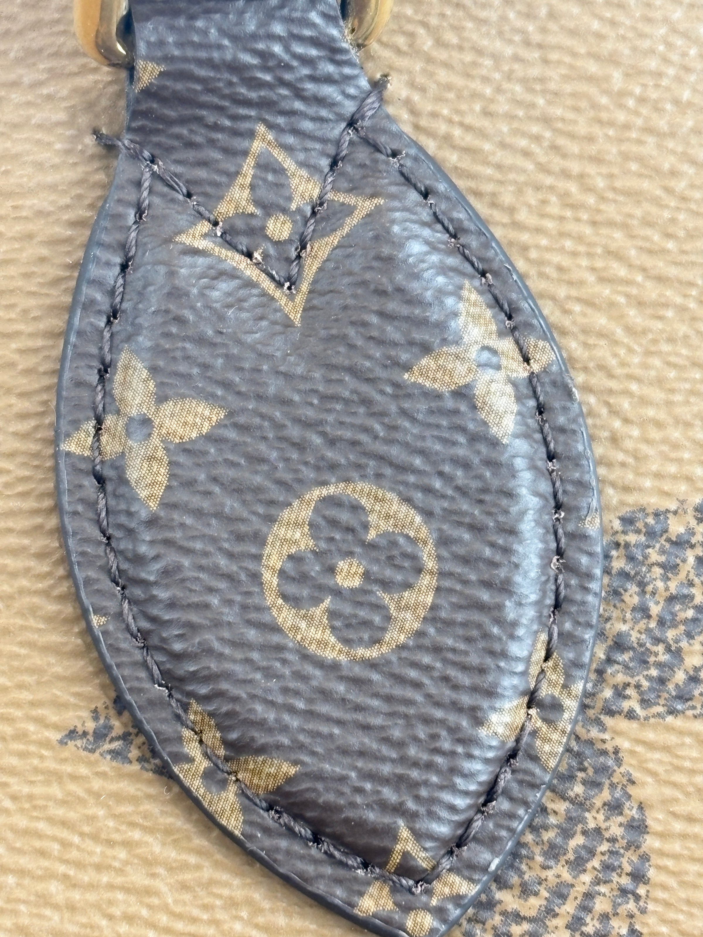 OnTheGo MM Monogram Reverse