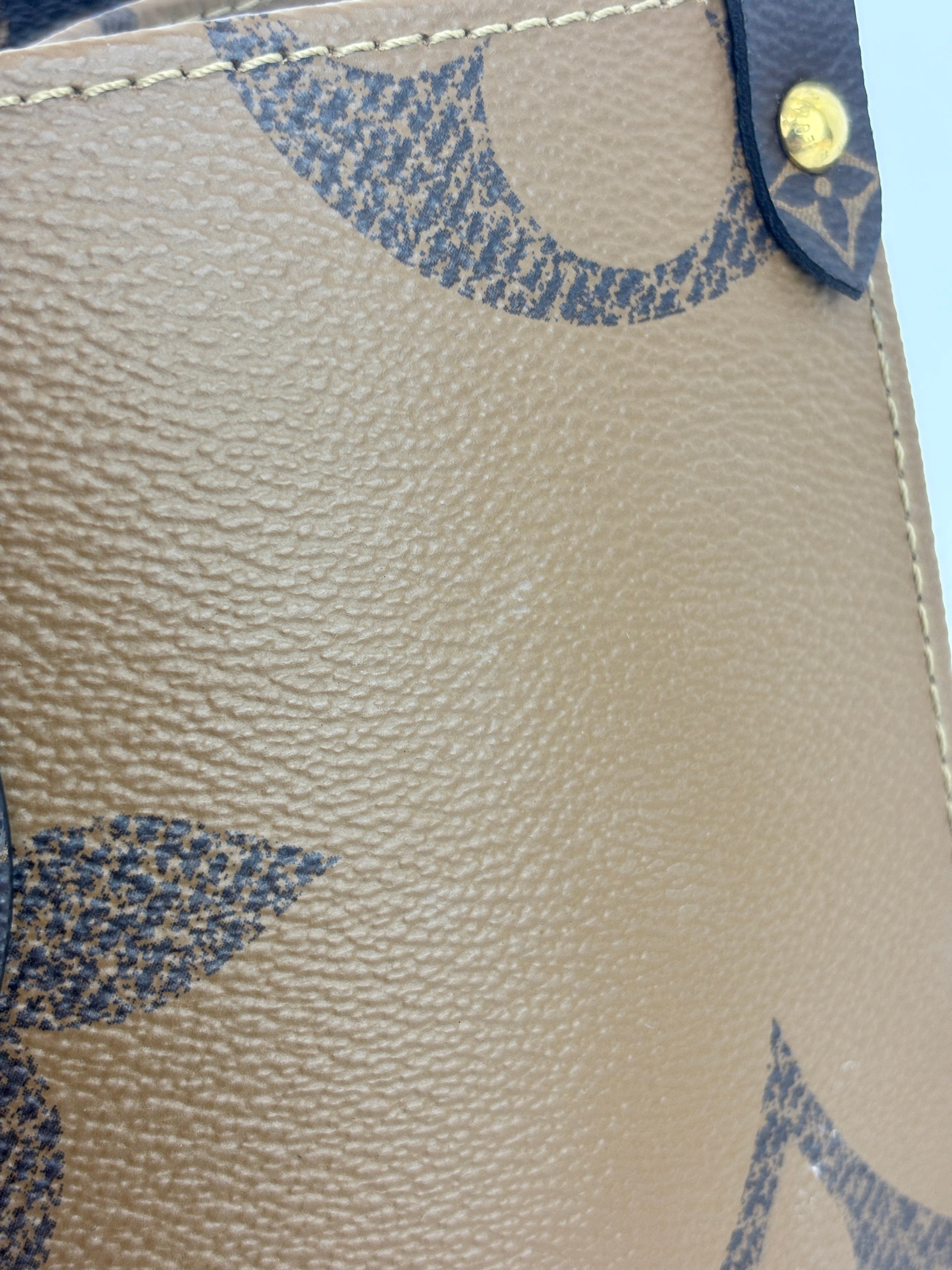 OnTheGo MM Monogram Reverse