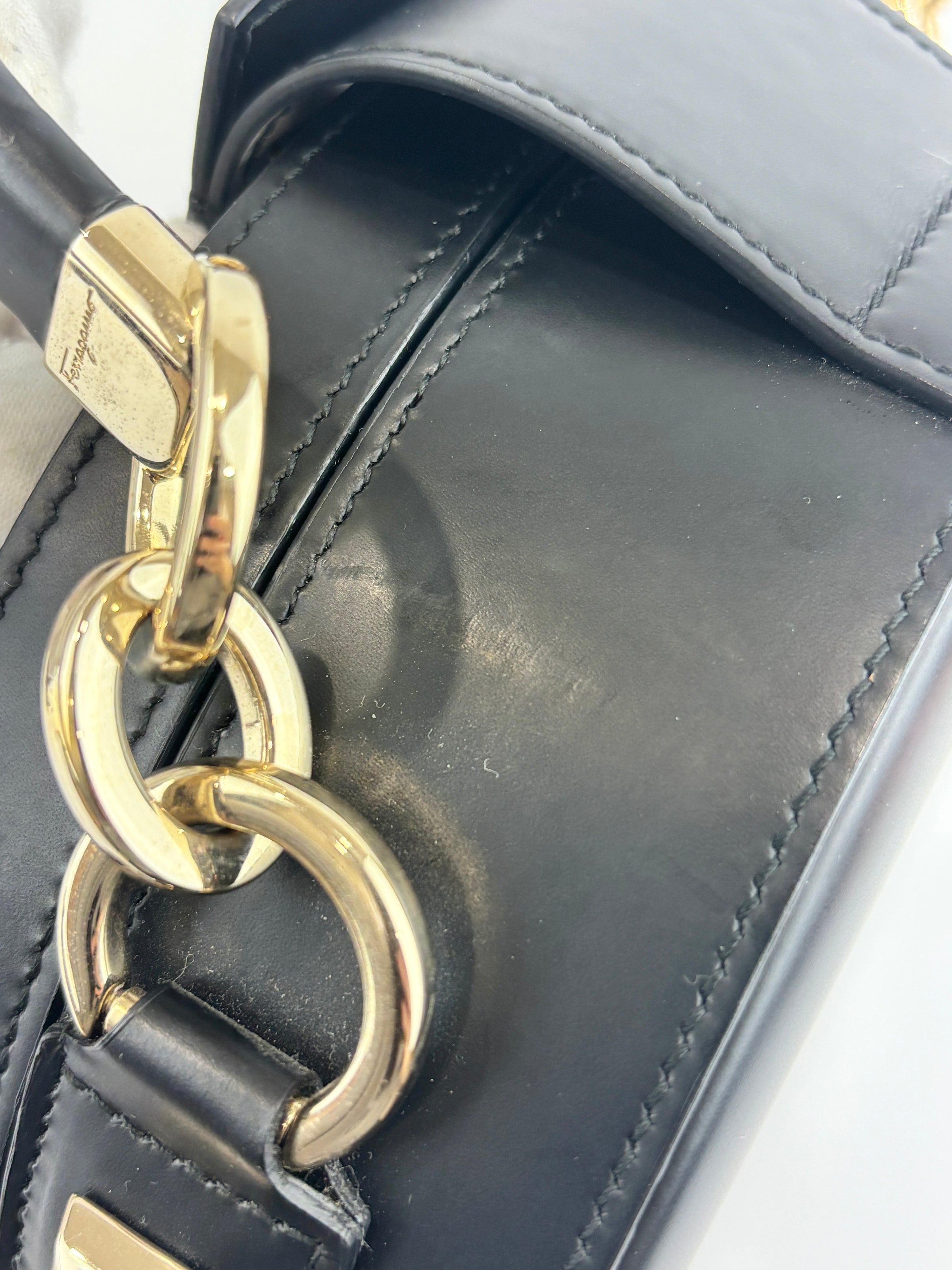 Studio Mini Round Bag Black Smooth Leather