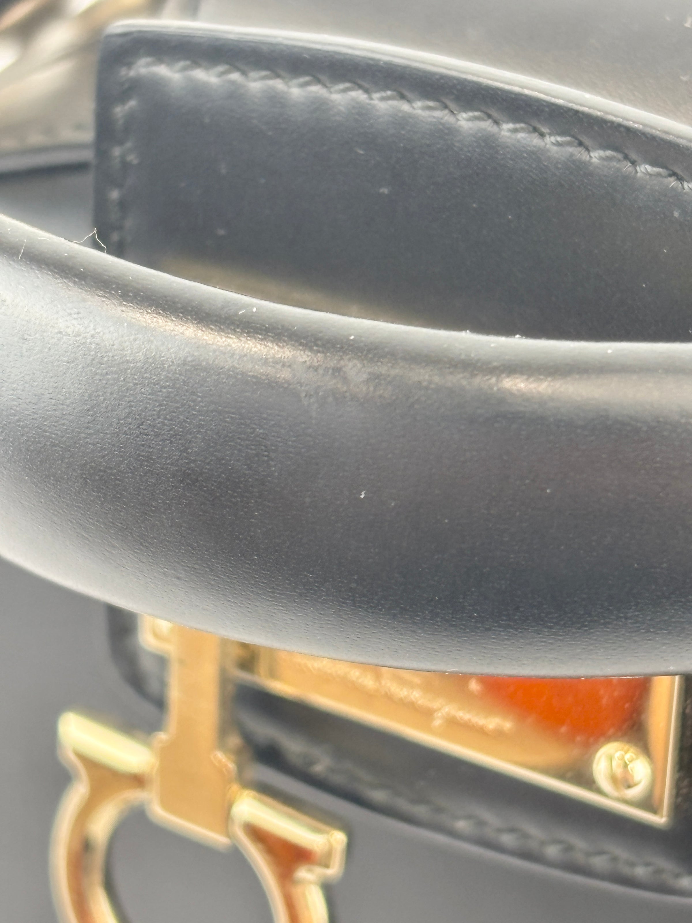Studio Mini Round Bag Black Smooth Leather