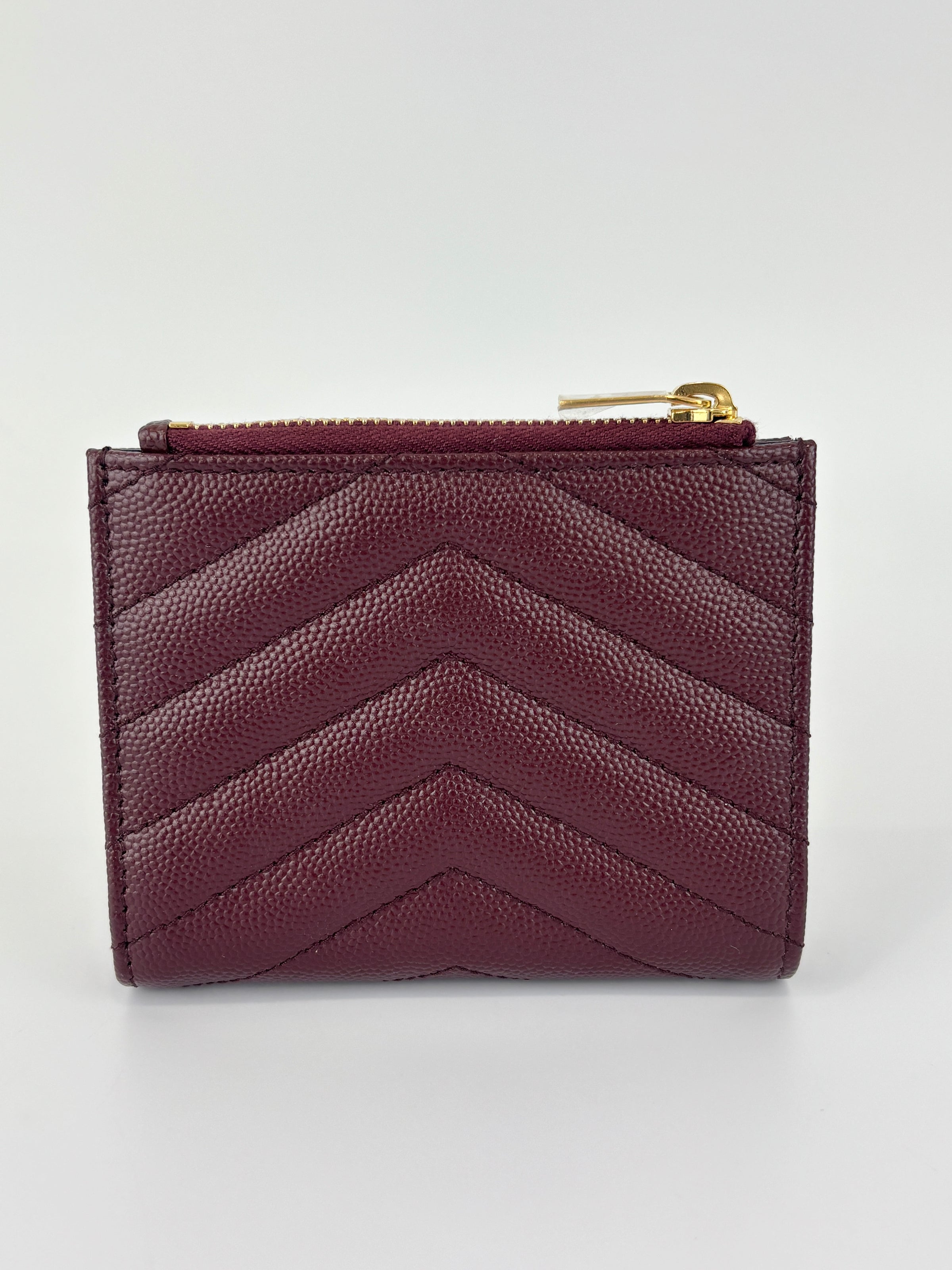 Cassandre Matelassé Bi-Fold Wallet Burgundy Grain de Poudre